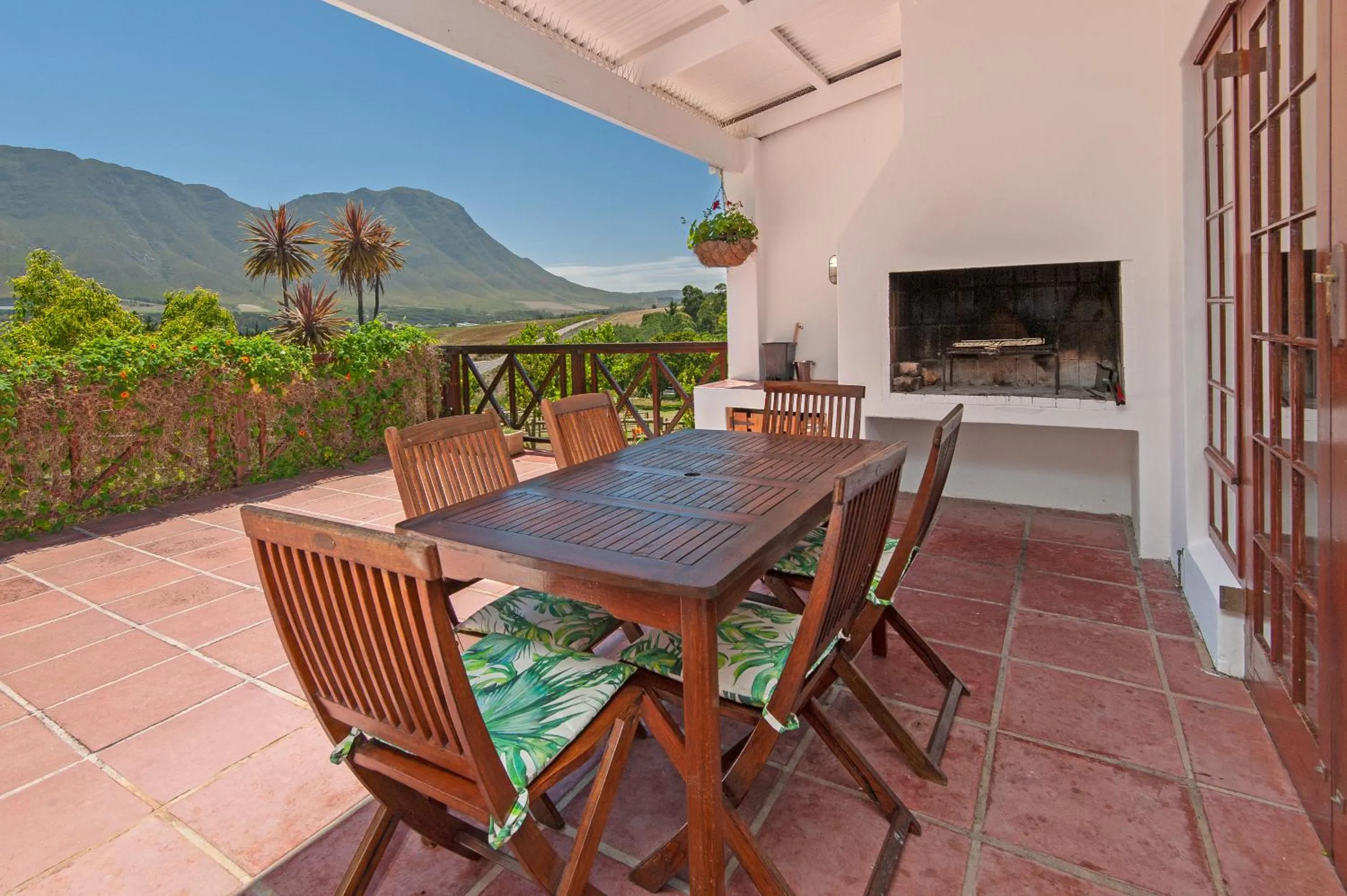 Patio in High Season Farm Luxury Cottages