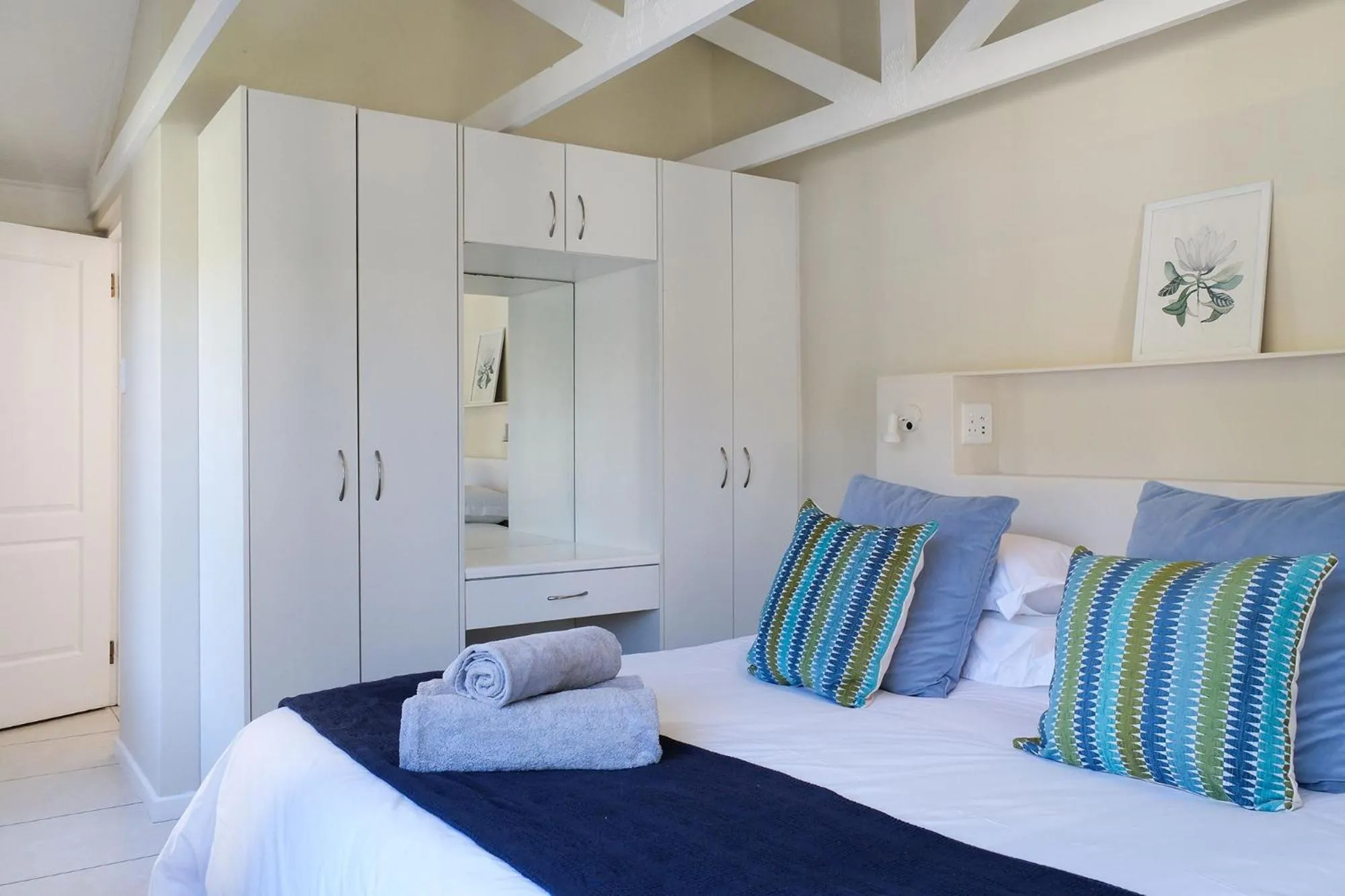 Bedroom, Bed in High Season Farm Luxury Cottages