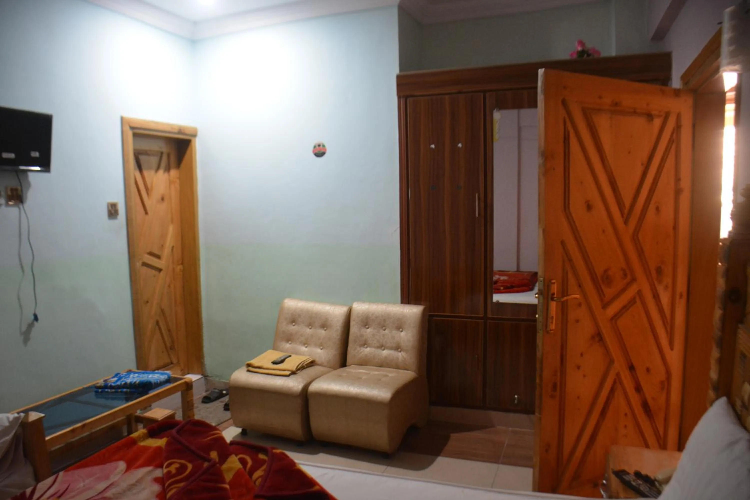 TV and multimedia in PC Green Hotel, Mahandri, Kaghan