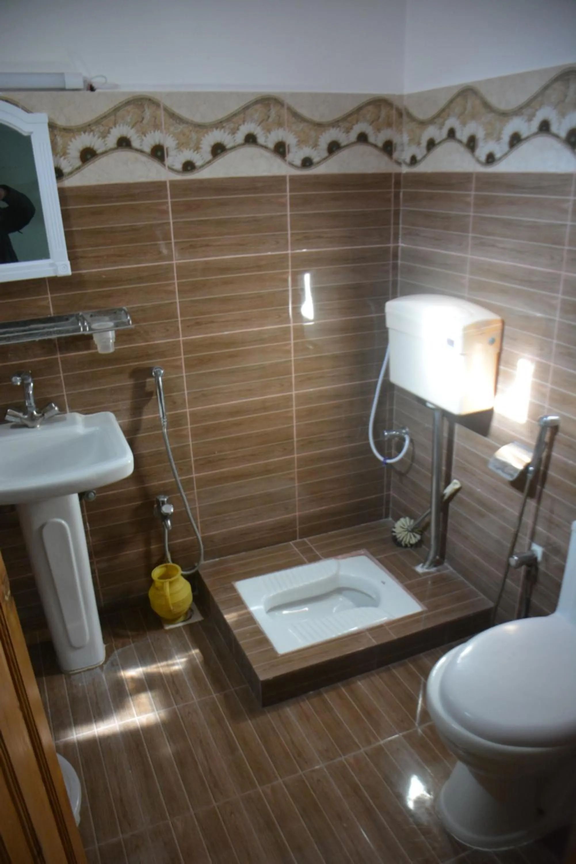 Toilet in PC Green Hotel, Mahandri, Kaghan