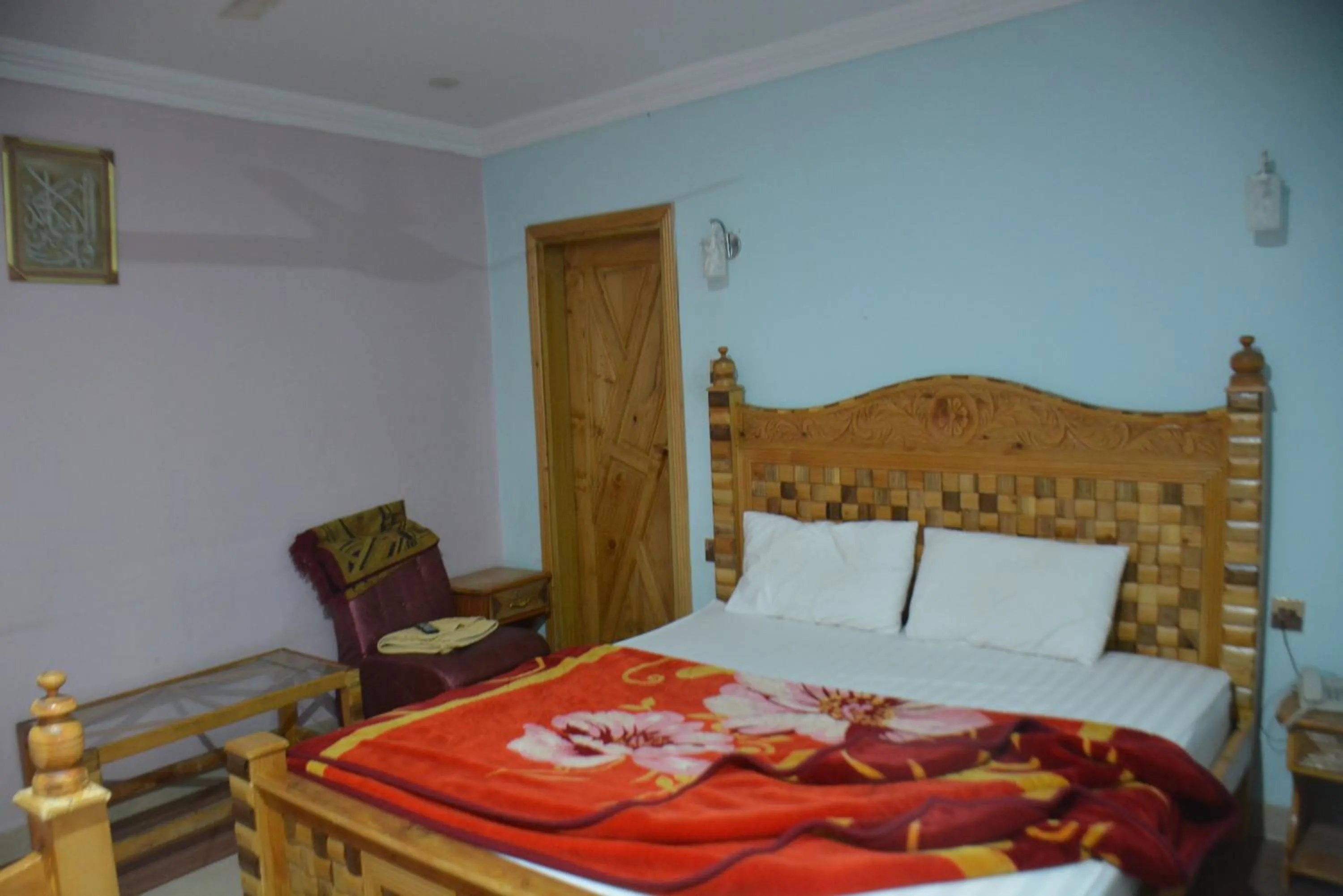 Bed in PC Green Hotel, Mahandri, Kaghan