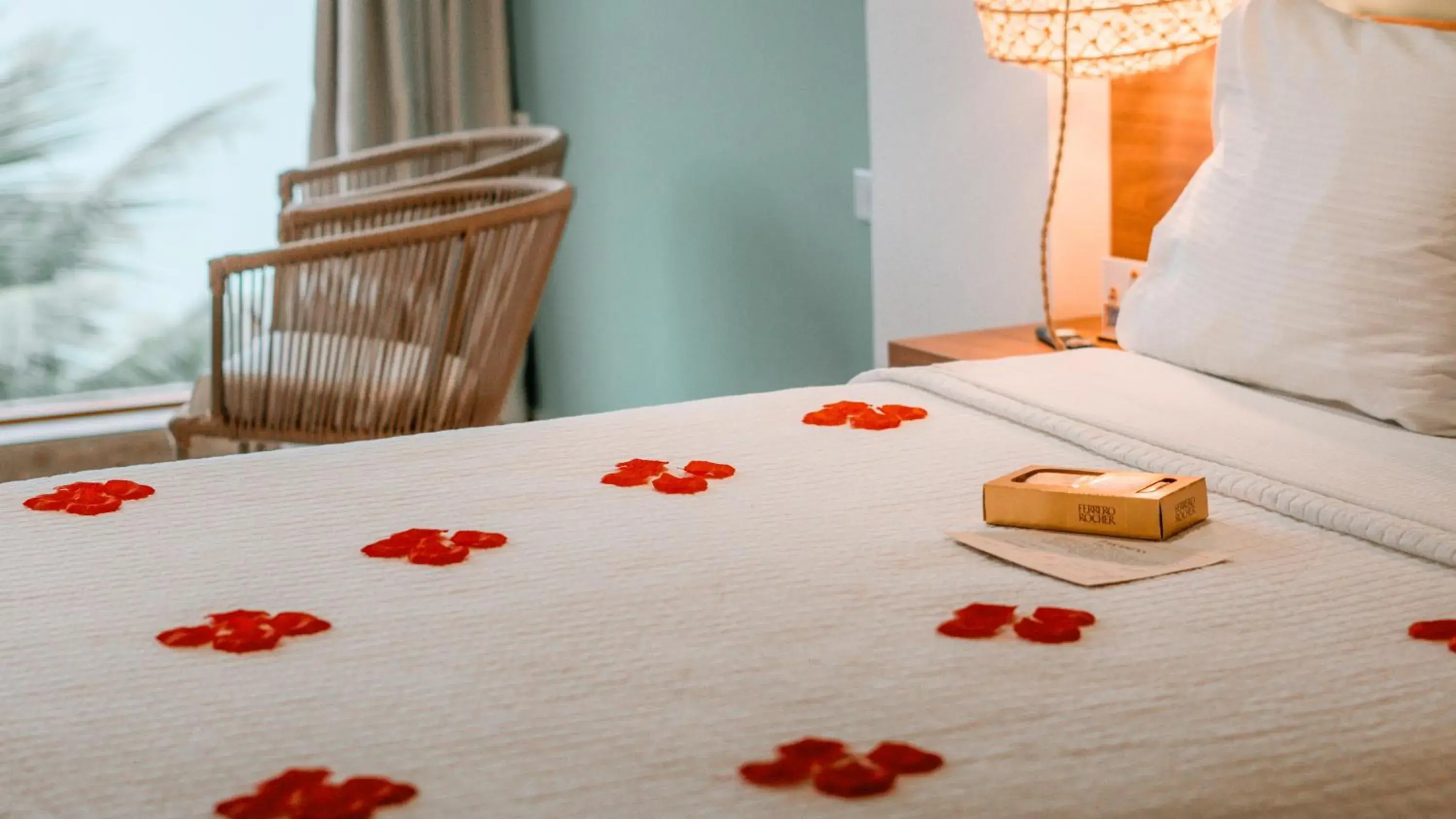 Bedroom, Bed in Catalina Hotel Bedroom, Bed in Catalina Hotel