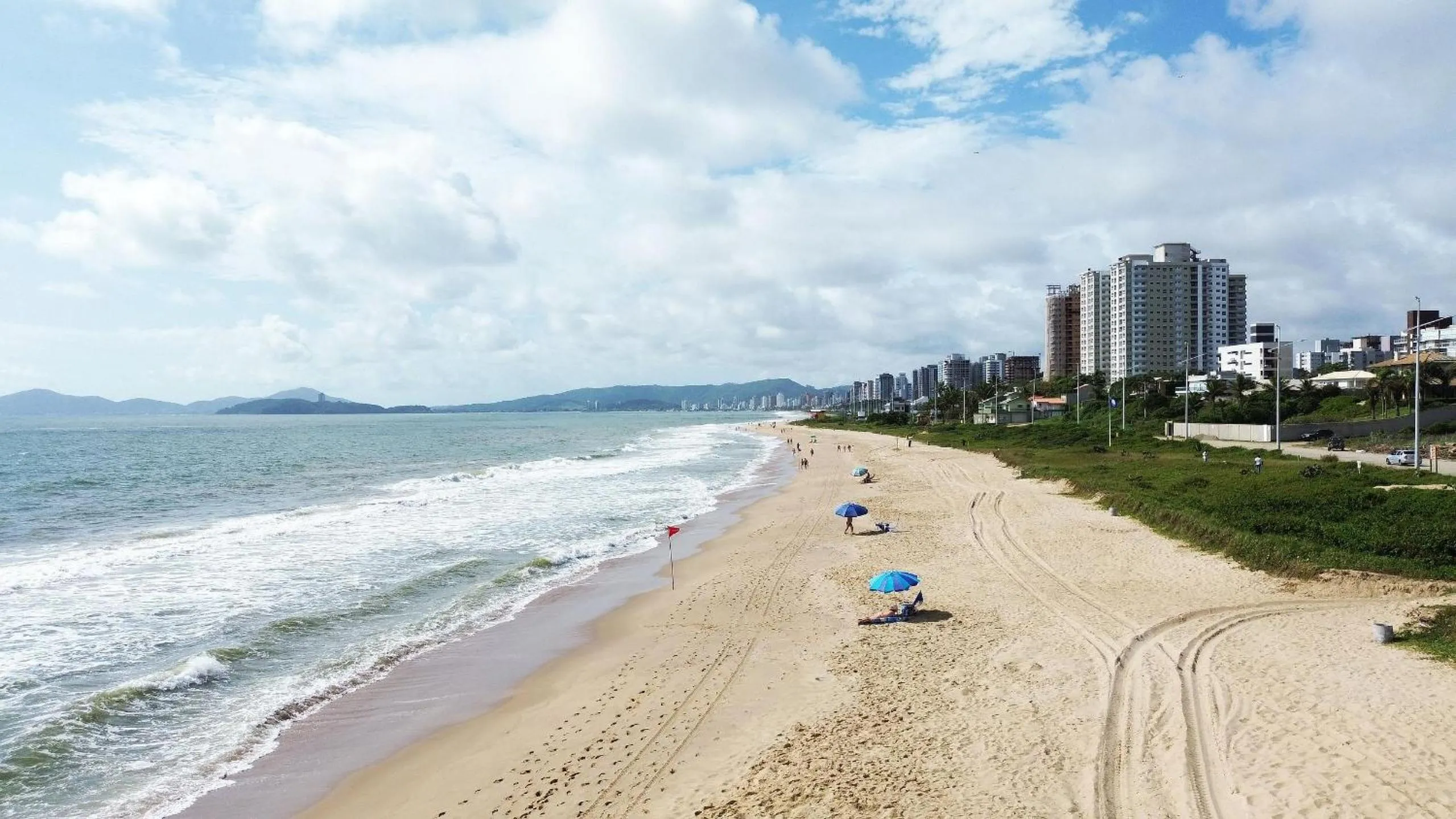 Beach in 150m da praia em um fantástico edifício em Balneário Piçarras