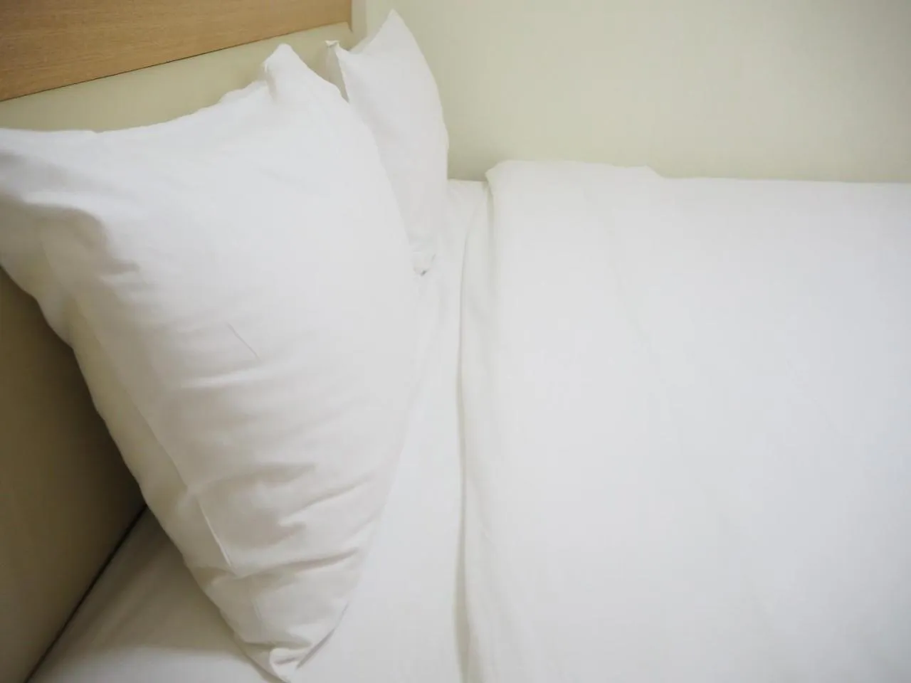 Bed in NANA BEST INN HOTEL