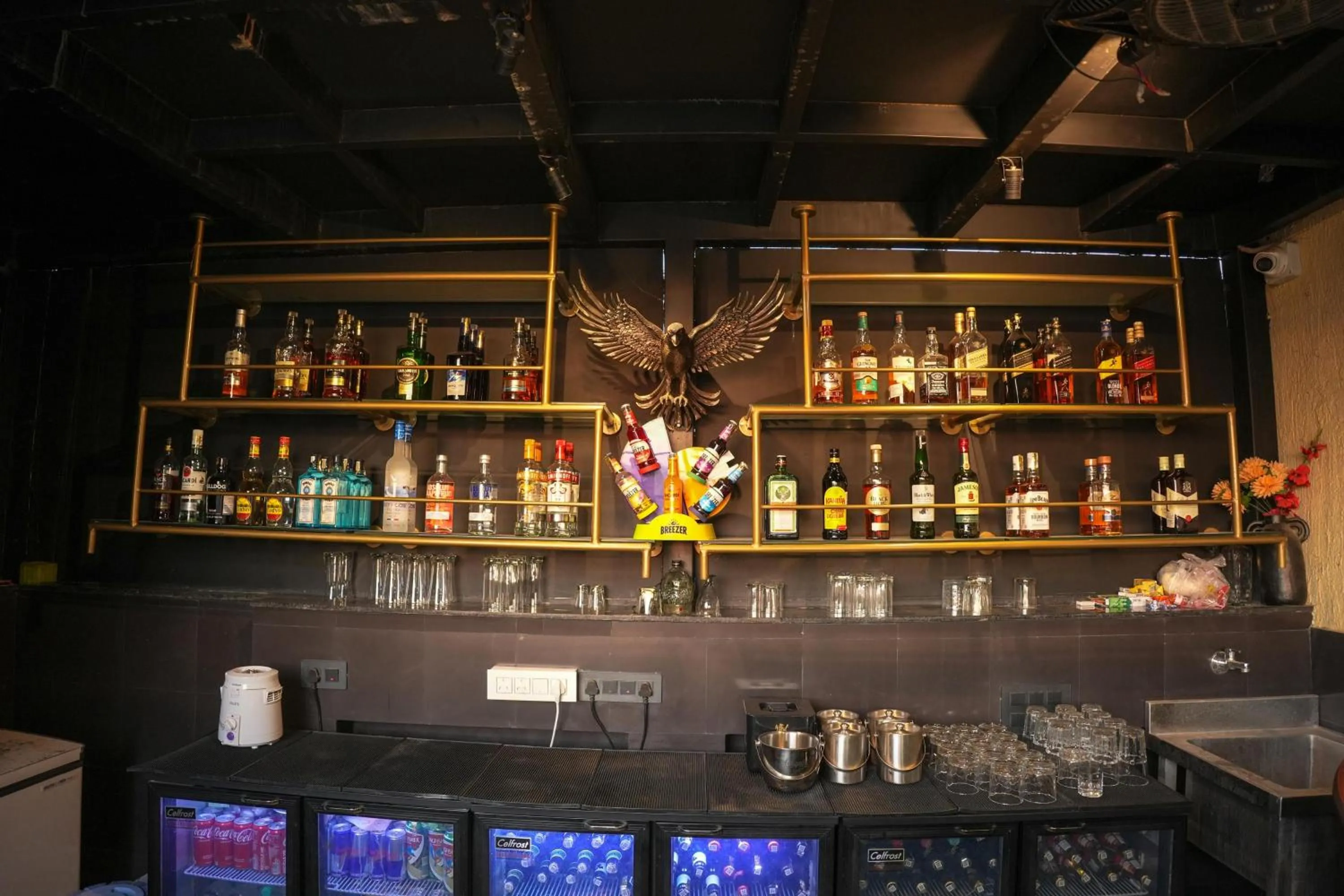 Lounge or bar in The Shanti A Boutique Hotel