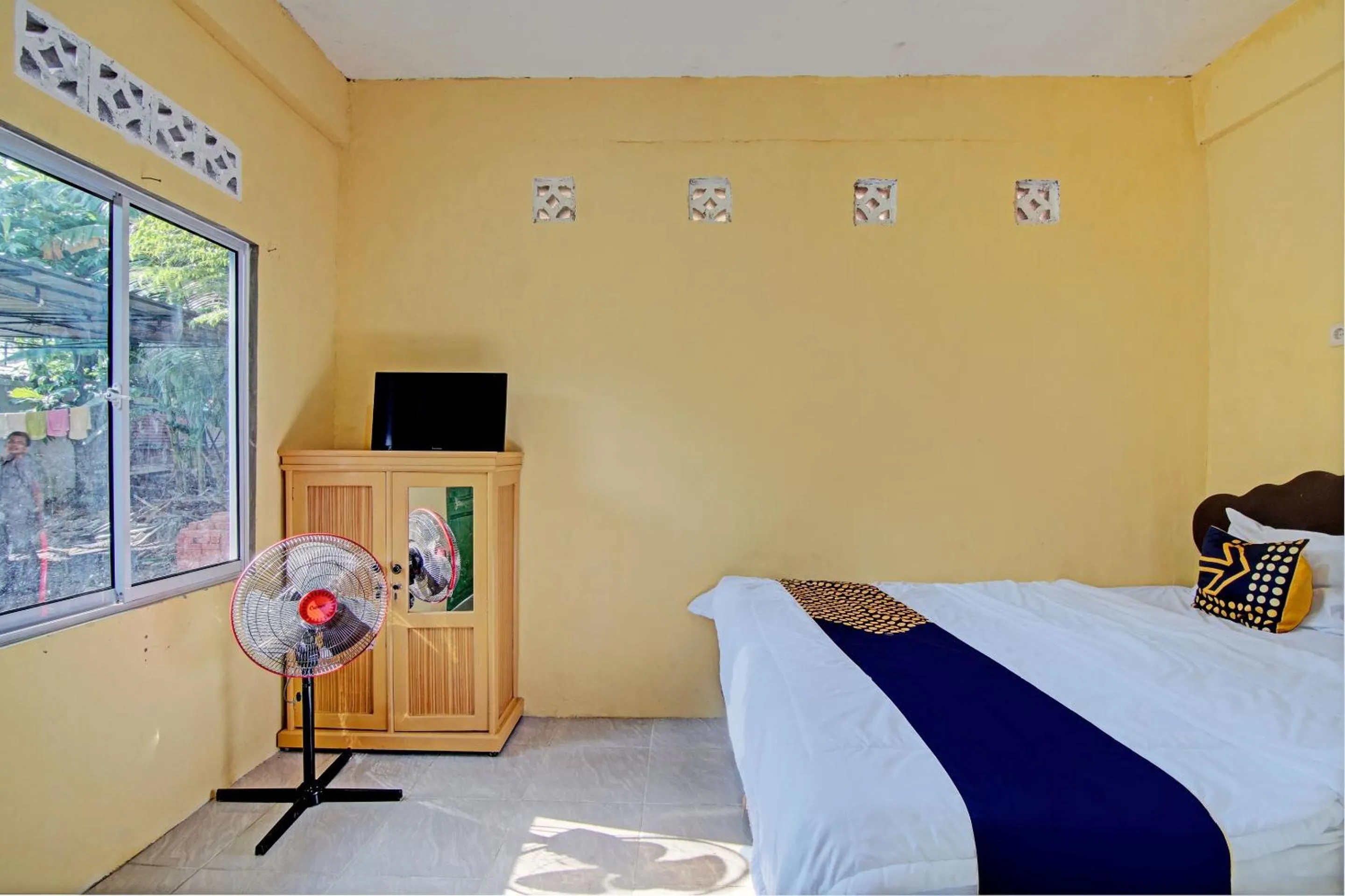 Bedroom, Bed in Hotel O Meranti HomestayNearJembatan Siak