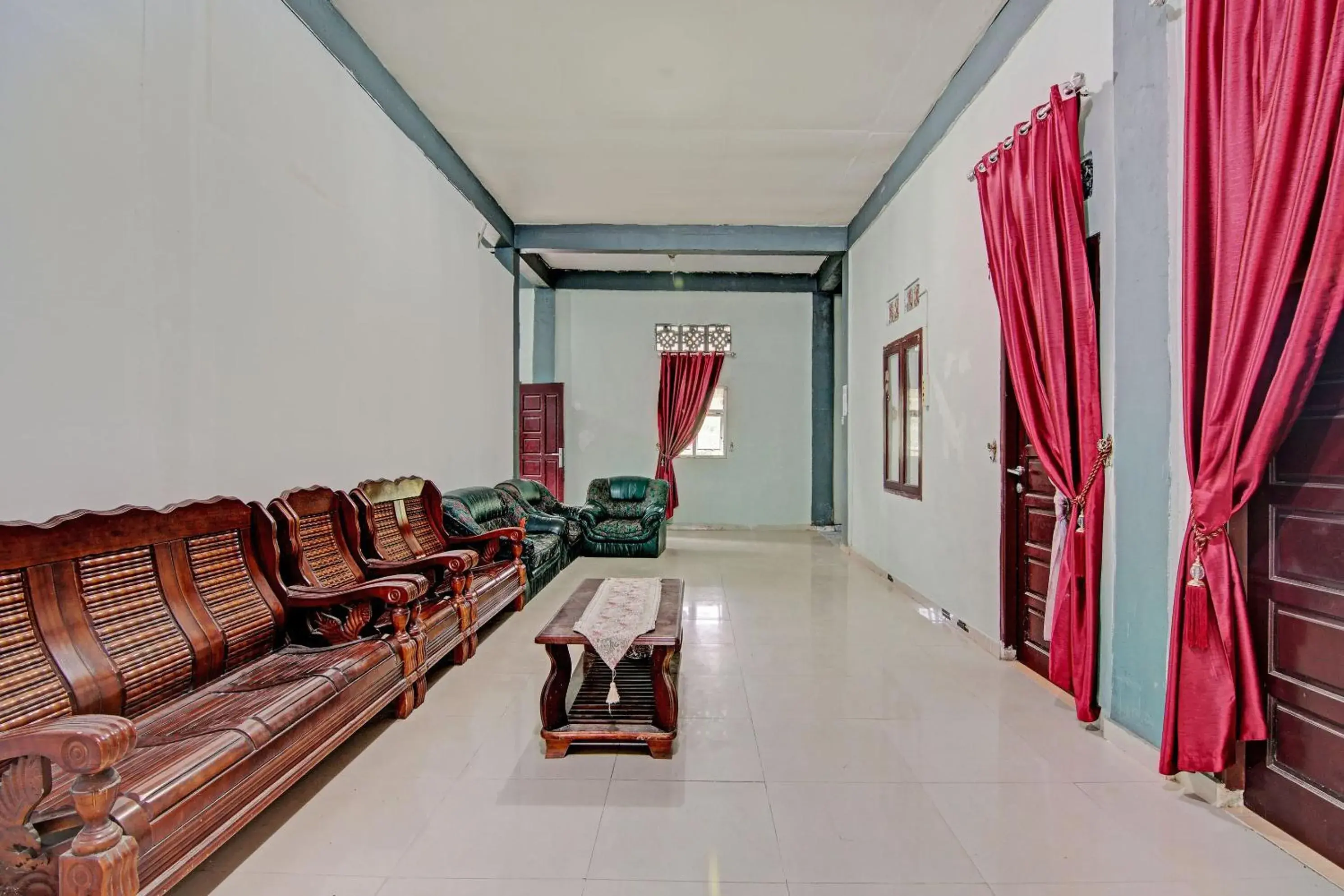 Lobby or reception in Hotel O Meranti HomestayNearJembatan Siak Lobby or reception in Hotel O Meranti HomestayNearJembatan Siak