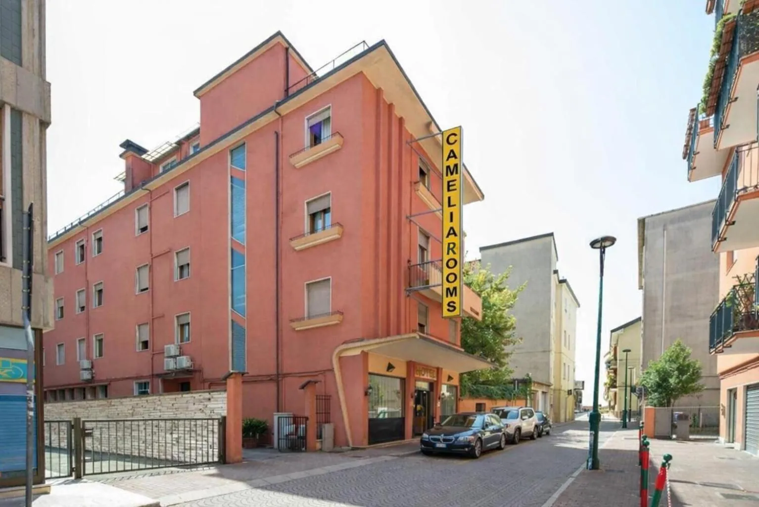 Property building in Camelia Rooms Venice Guesthouse