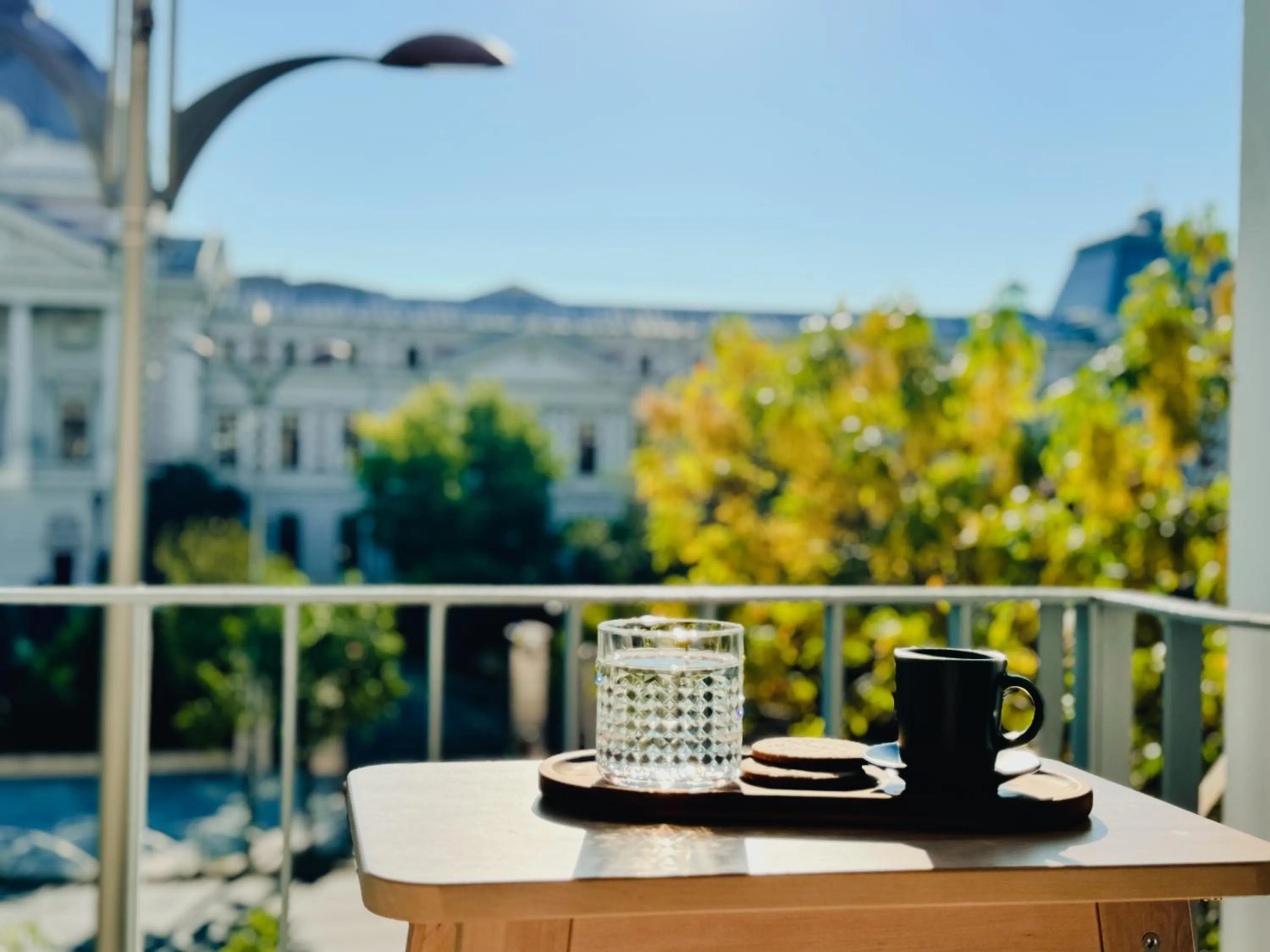 Balcony/Terrace in Chic Urbana: 140sqm 5-Bedroom Downtown Gem