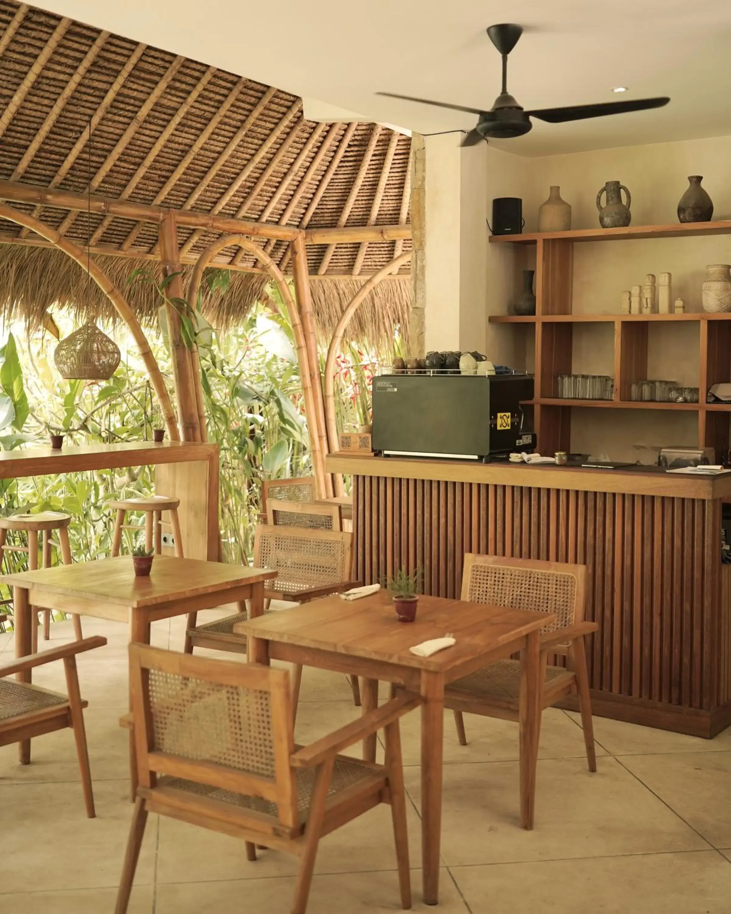 Restaurant/places to eat in Reset Lombok Hotel Restaurant/places to eat in Reset Lombok Hotel