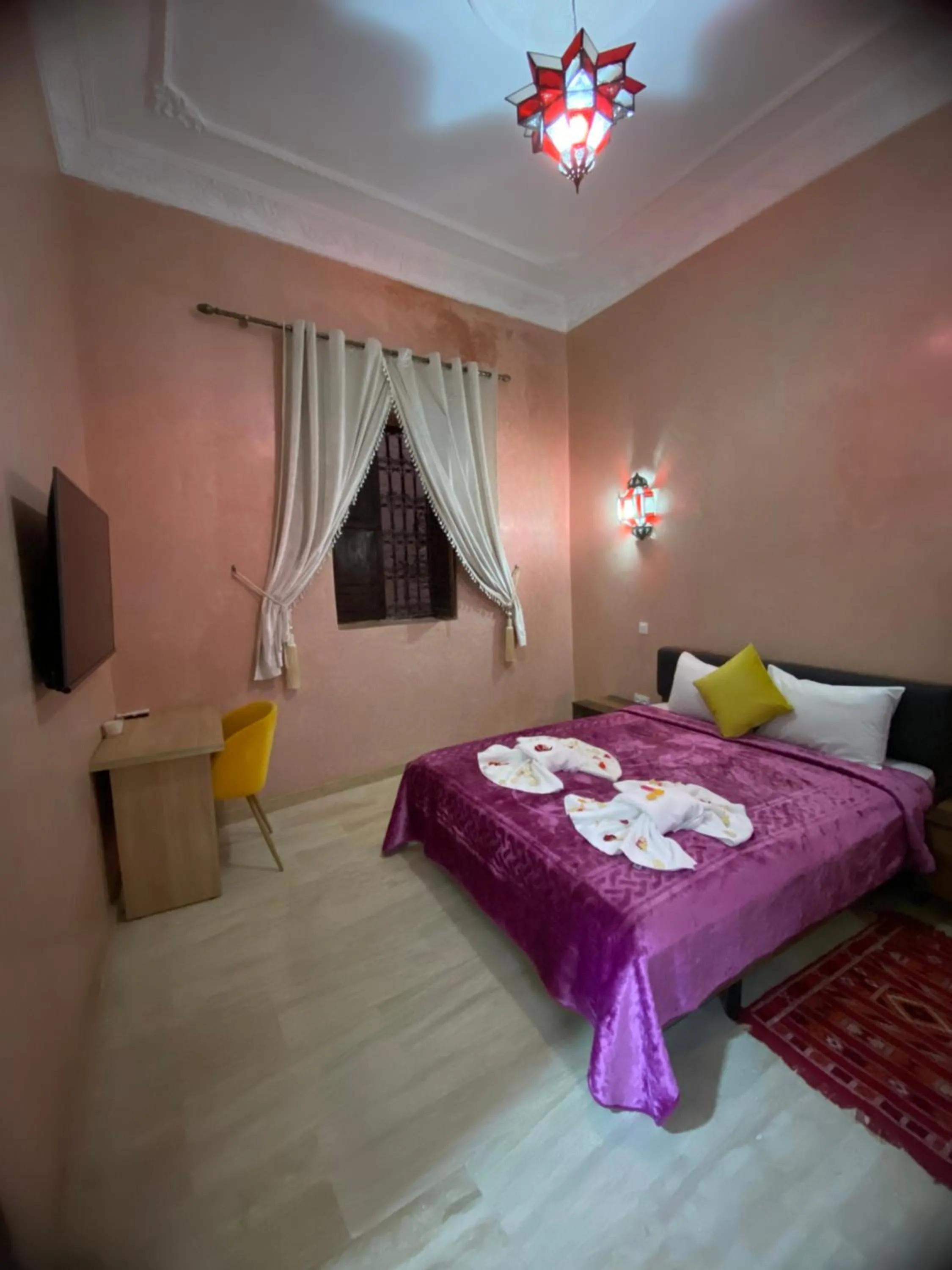 Bed in Riad La Bigarade