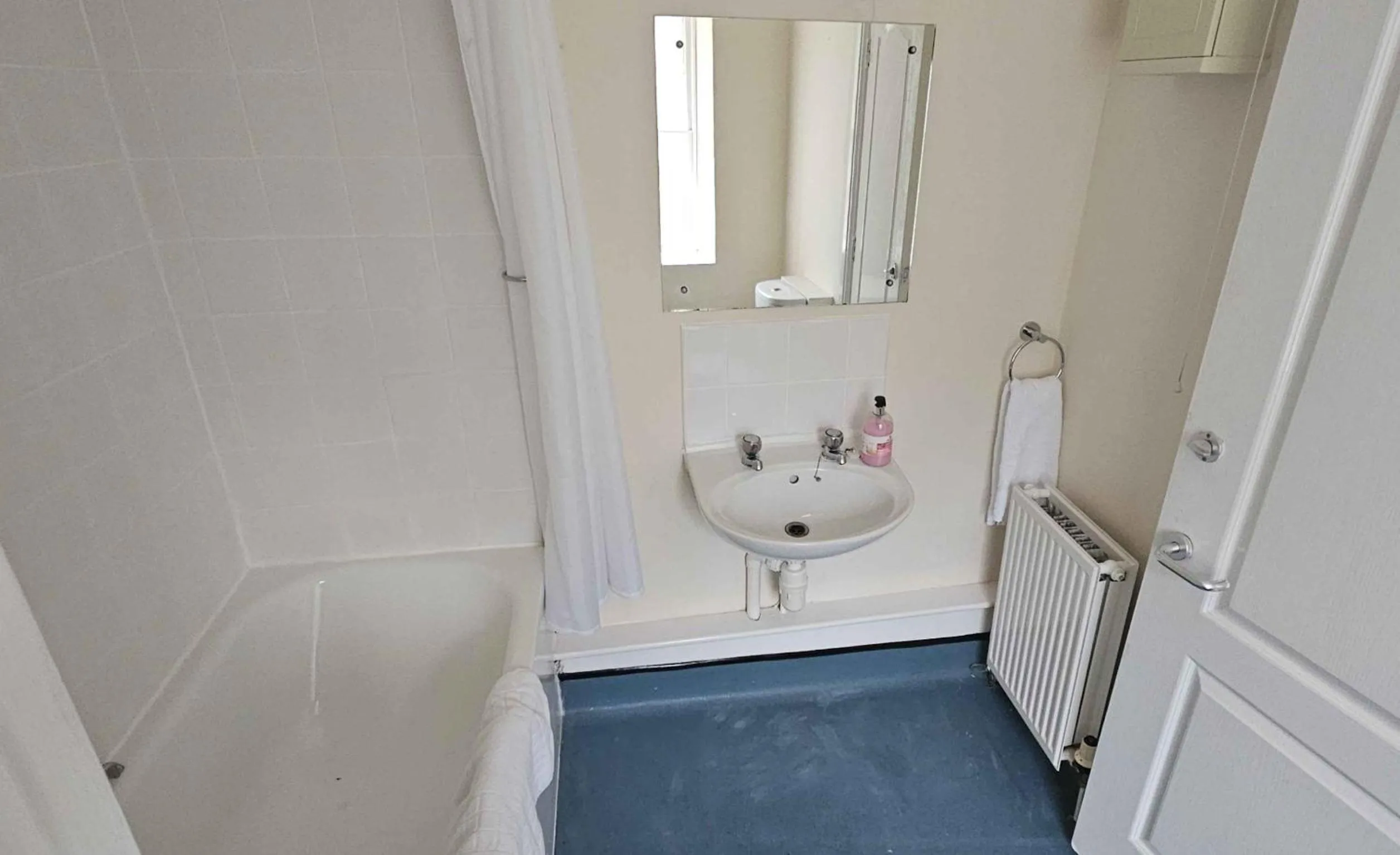 Shower in Plas Bellin Hall