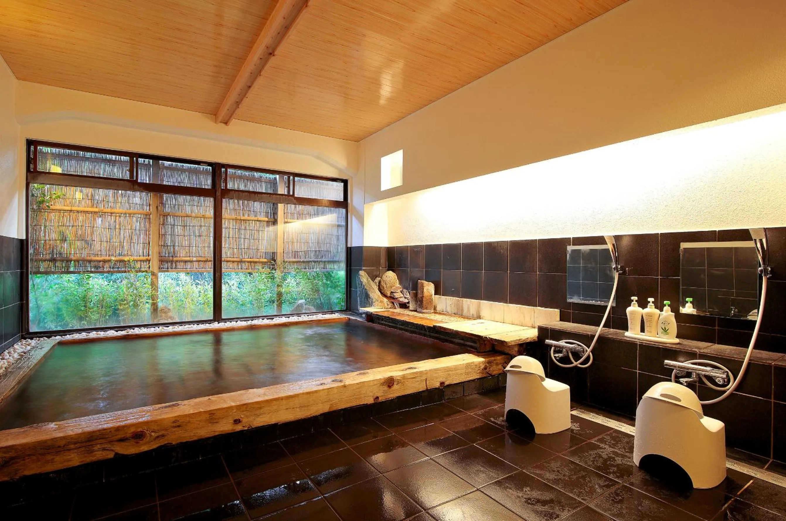 Hot Spring Bath in Goyokan