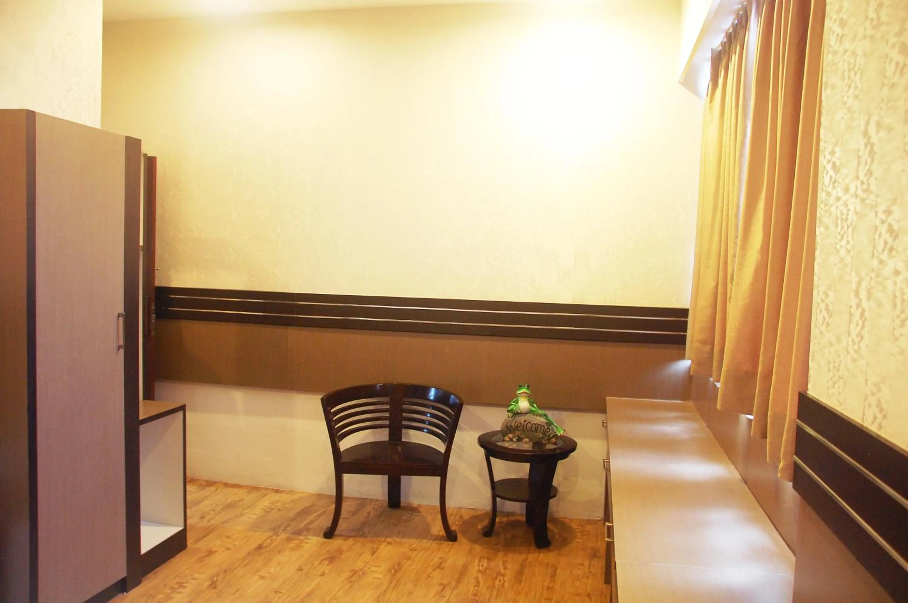 Photo of the whole room in Gandhi Inn