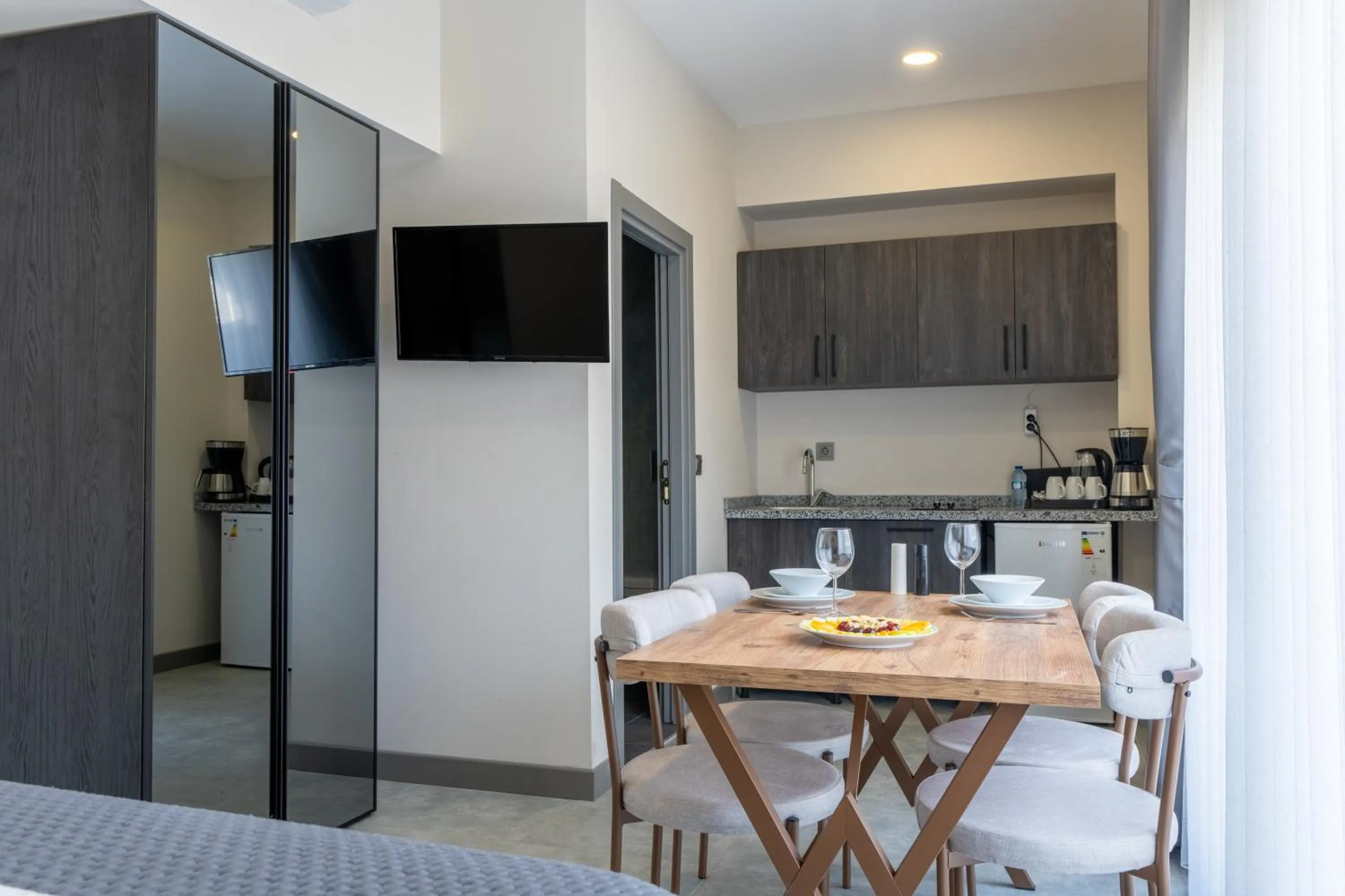 Dining area in Loi Suite