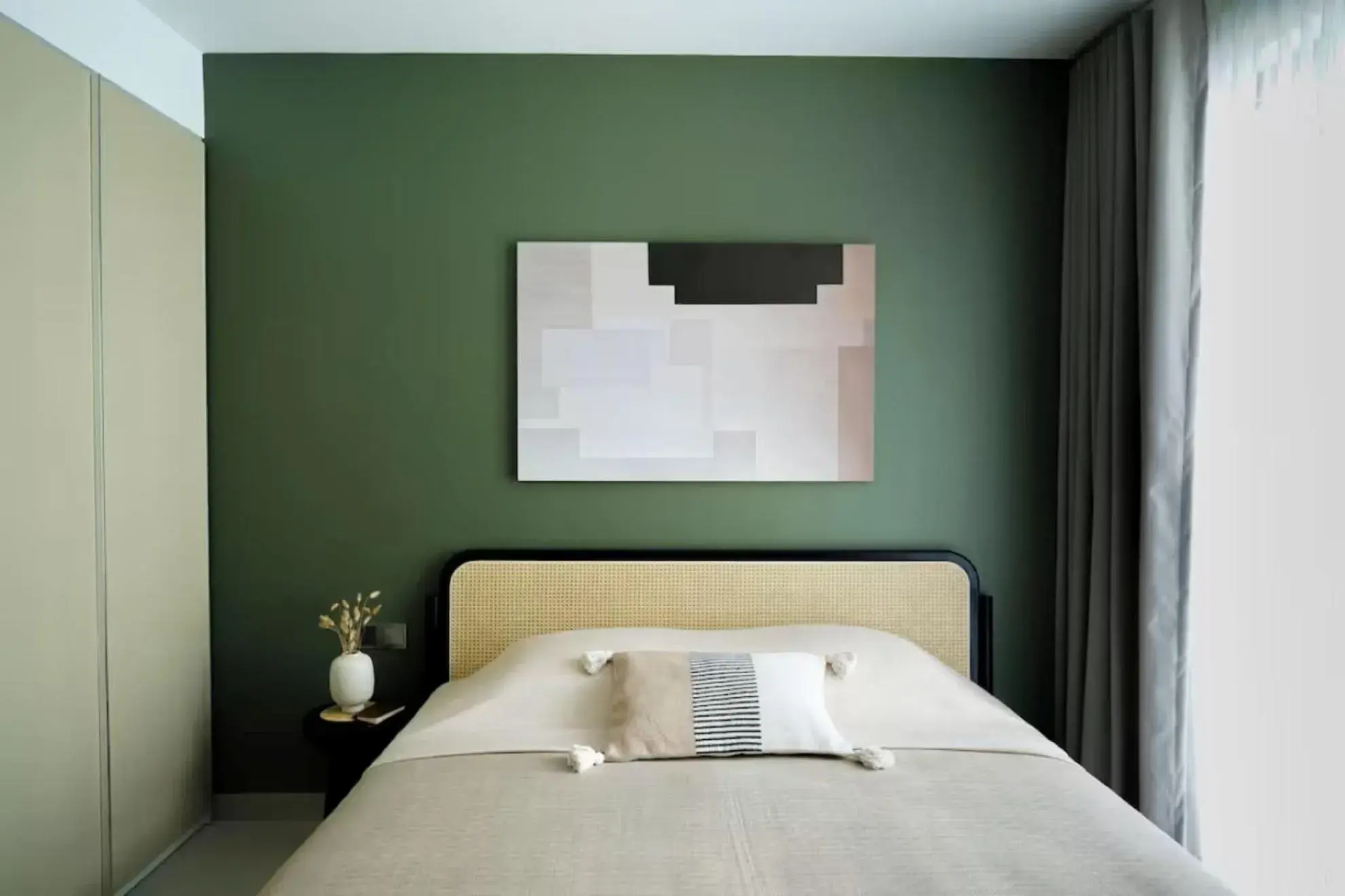 Bed in Velea at Rose Apple Square Bed in Velea at Rose Apple Square