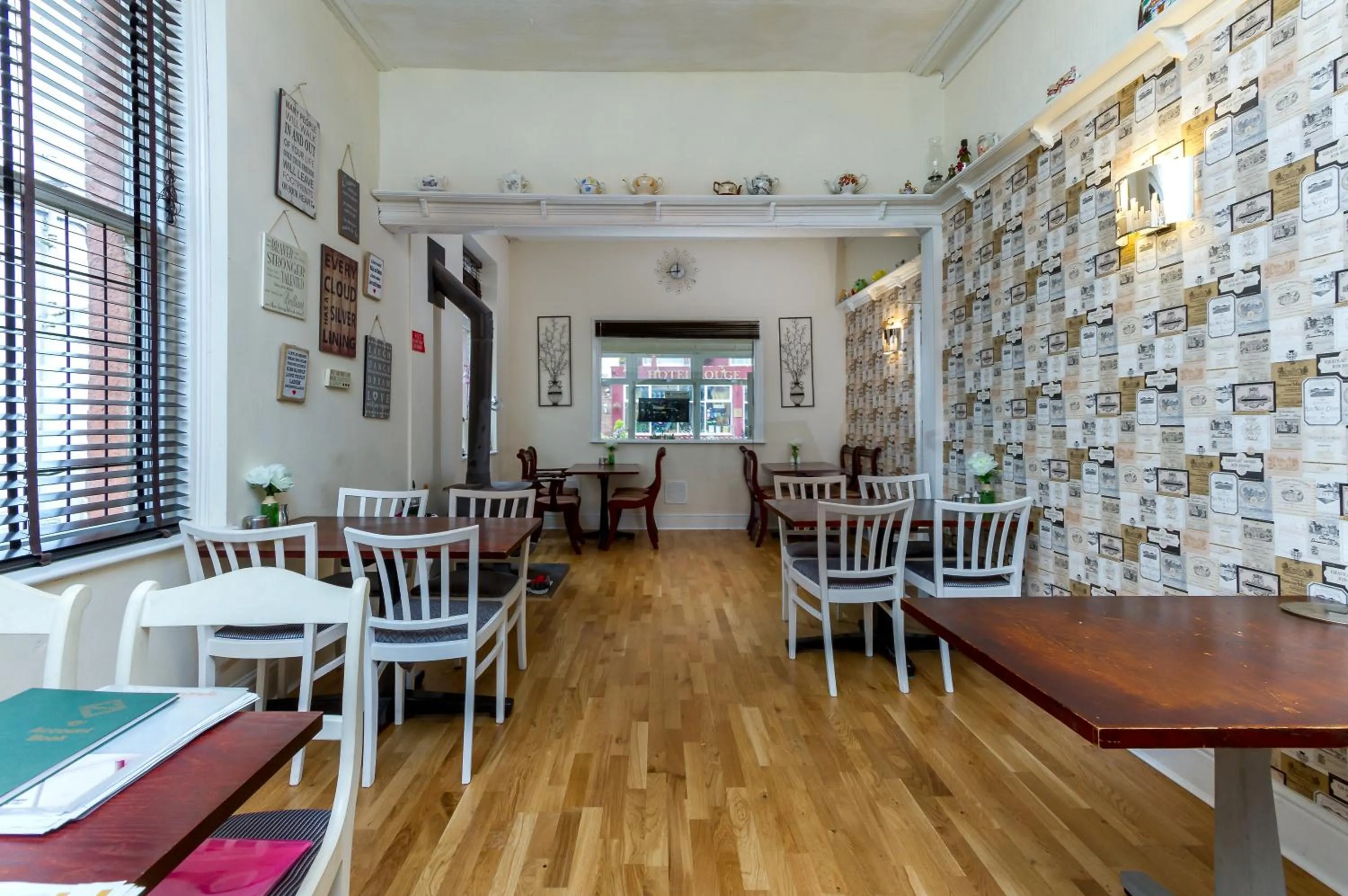 Brecks Hotel