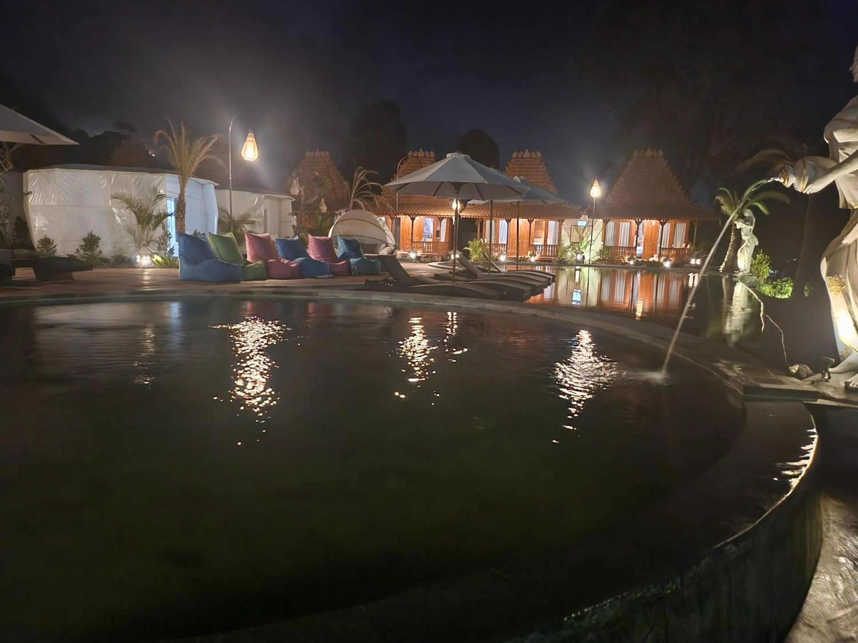 Starlake Villa & Glamping