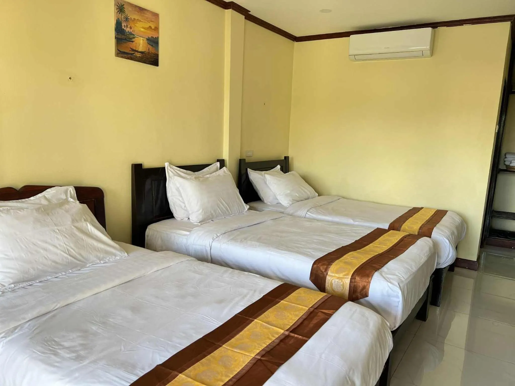 Bed in Lebijou Guesthouse - Konesavath