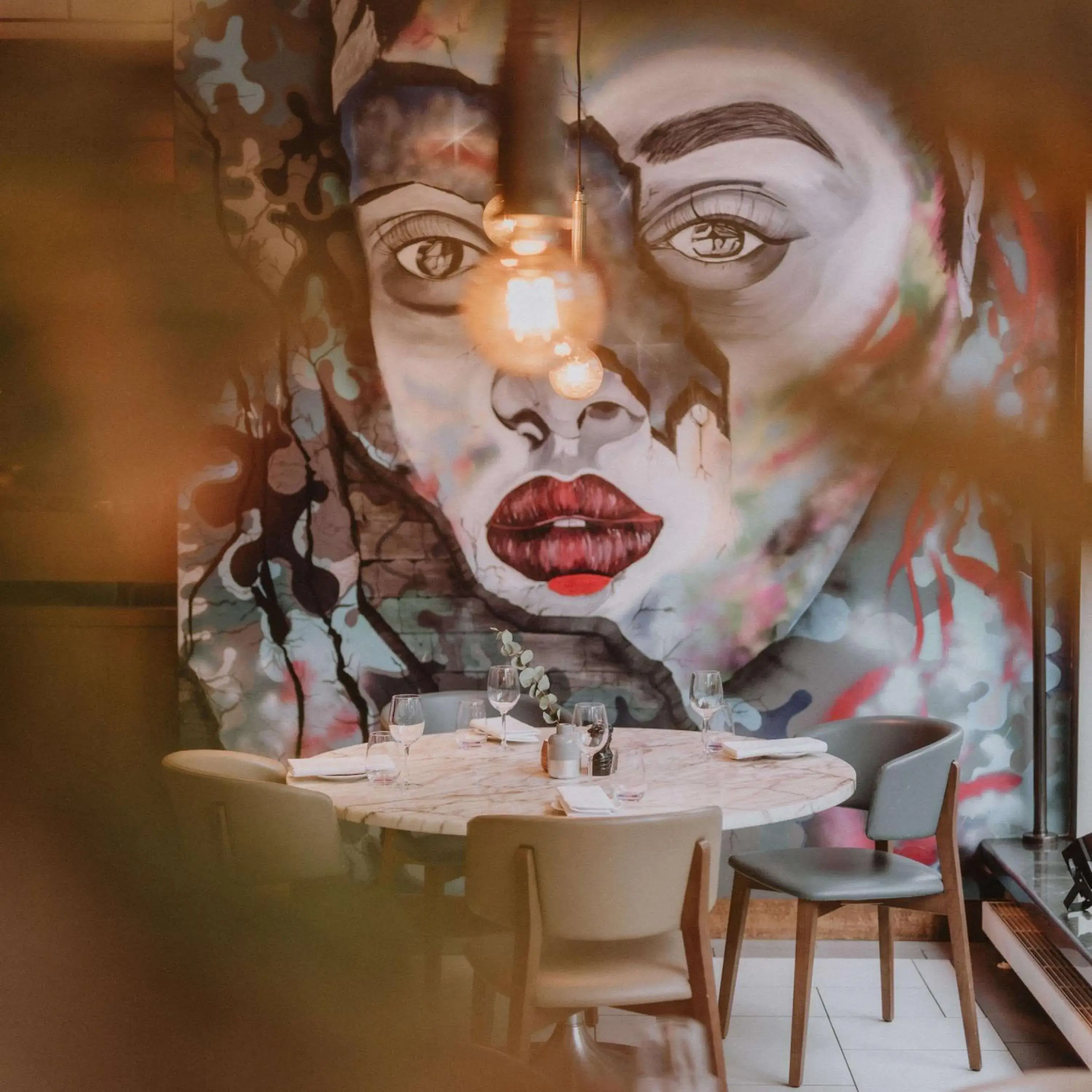 Restaurant/places to eat in Hilton Rotterdam Restaurant/places to eat in Hilton Rotterdam