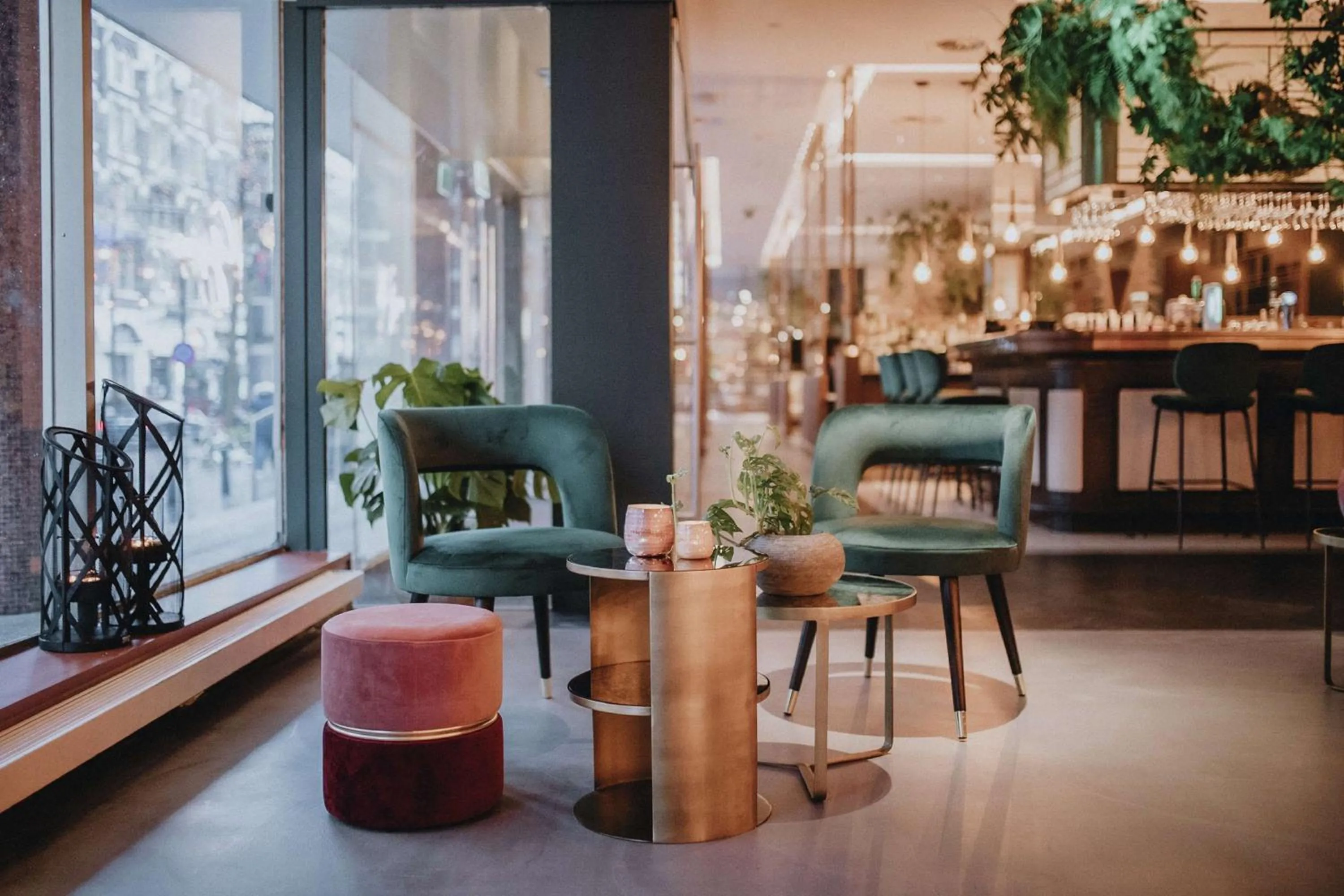 Restaurant/places to eat in Hilton Rotterdam