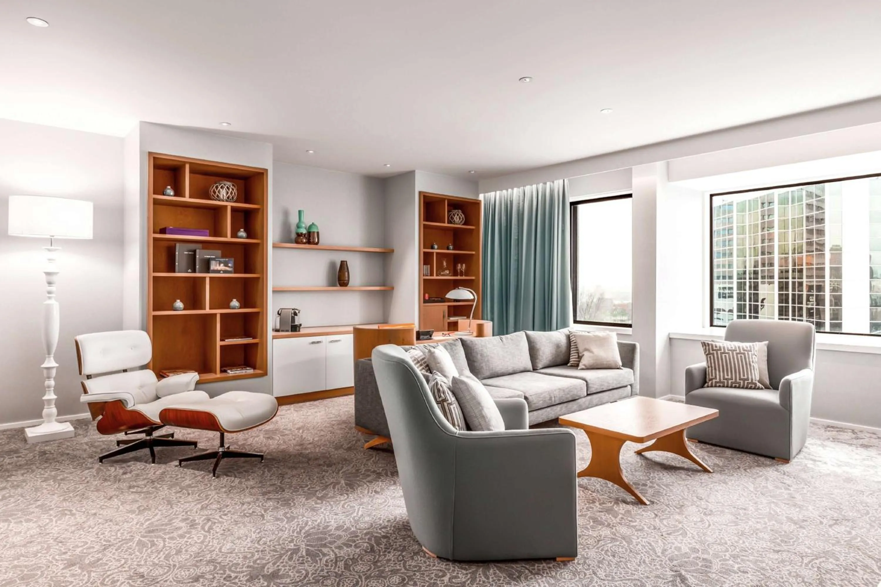 Living room in Hilton Rotterdam