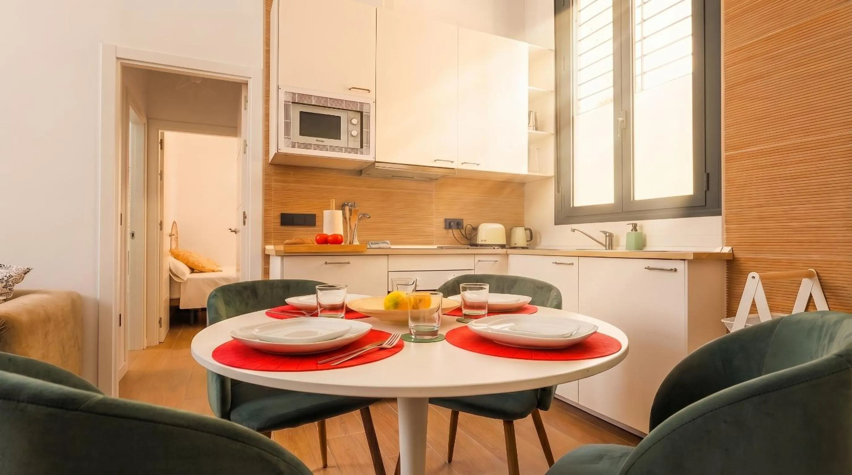 Seating area in Oasis in the heart of Seville - 2 BR apt with FREE PARKING