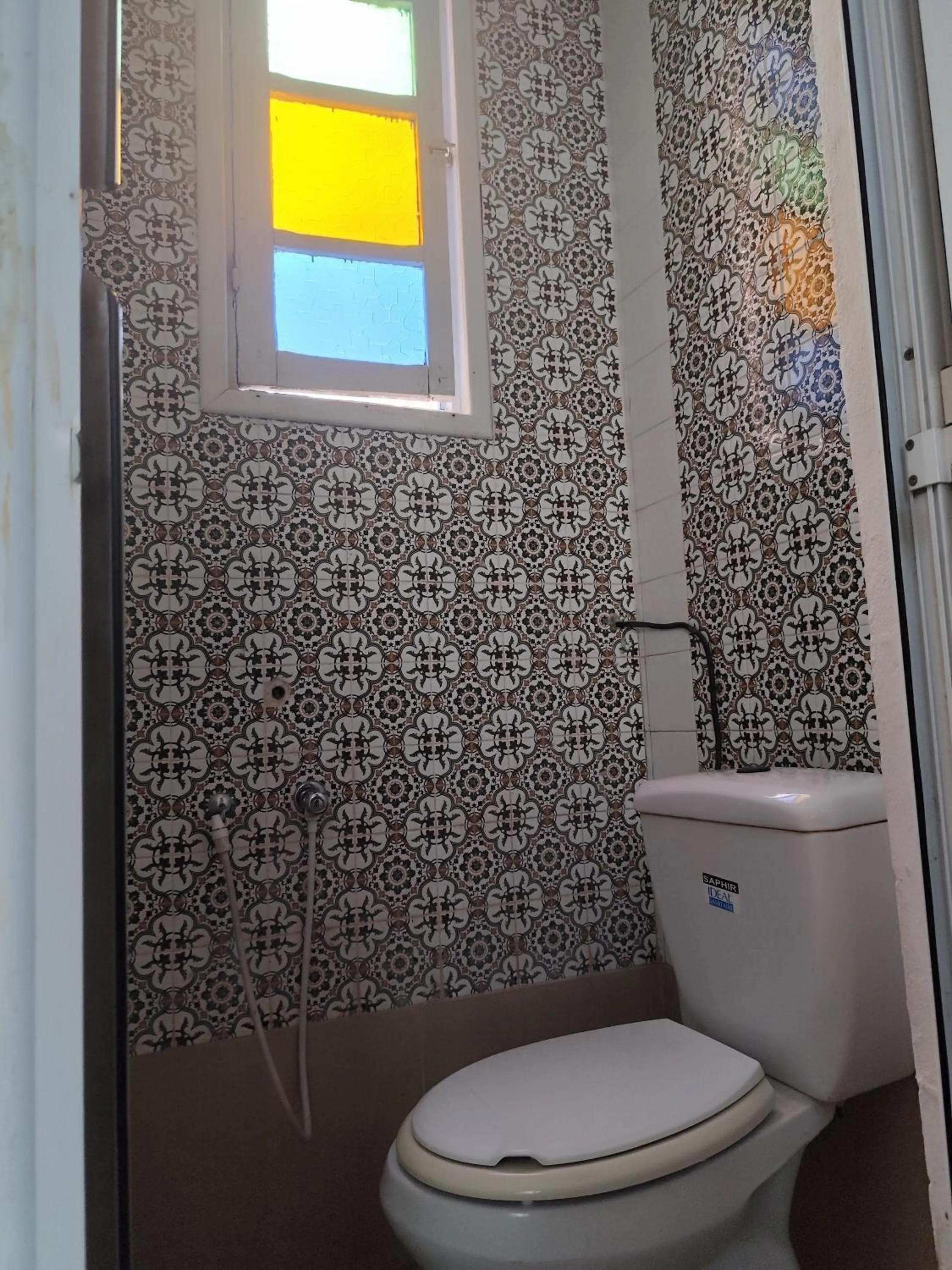 Toilet in Hôtel Ayachi