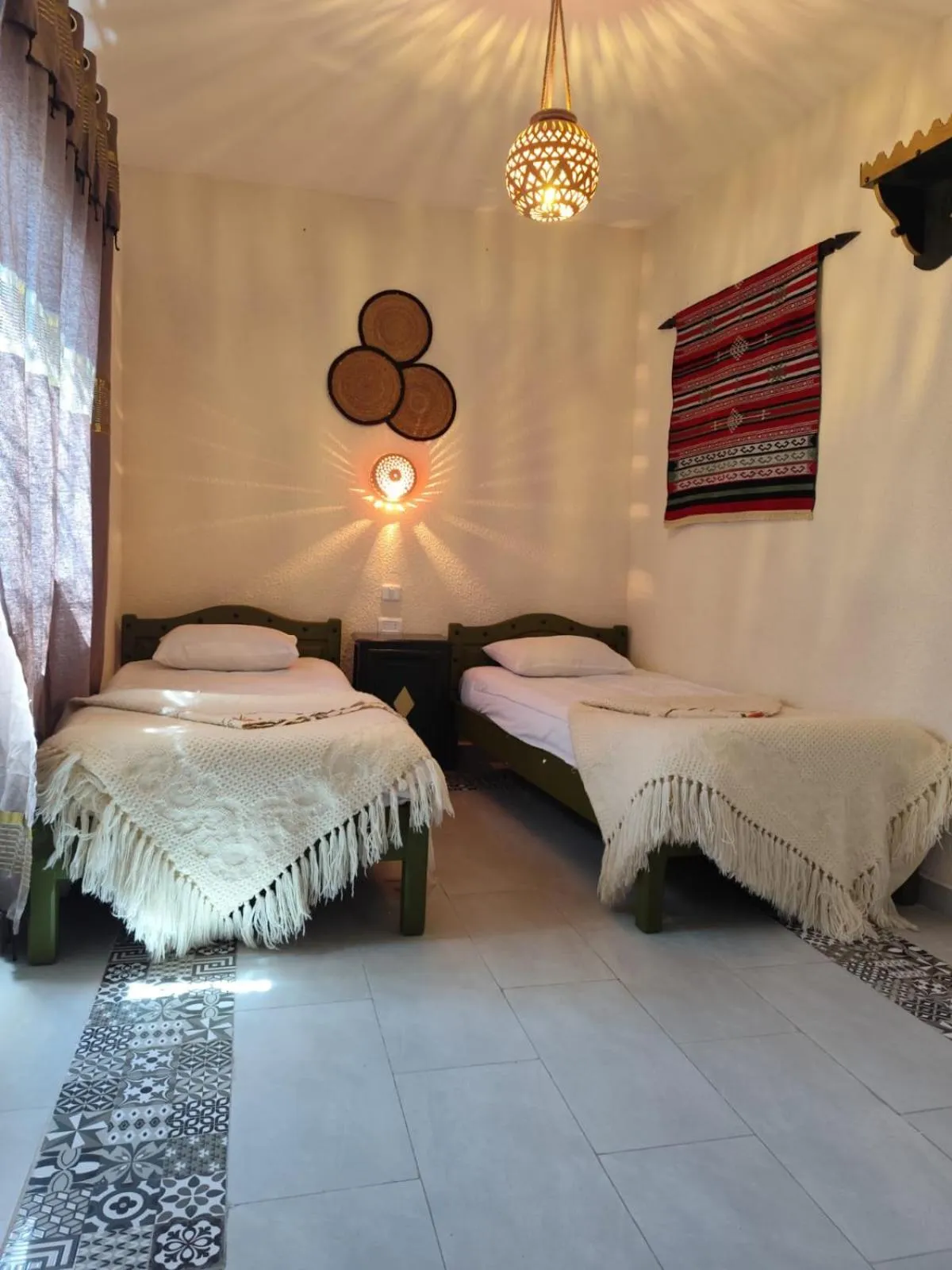 Bedroom, Bed in Hôtel Ayachi