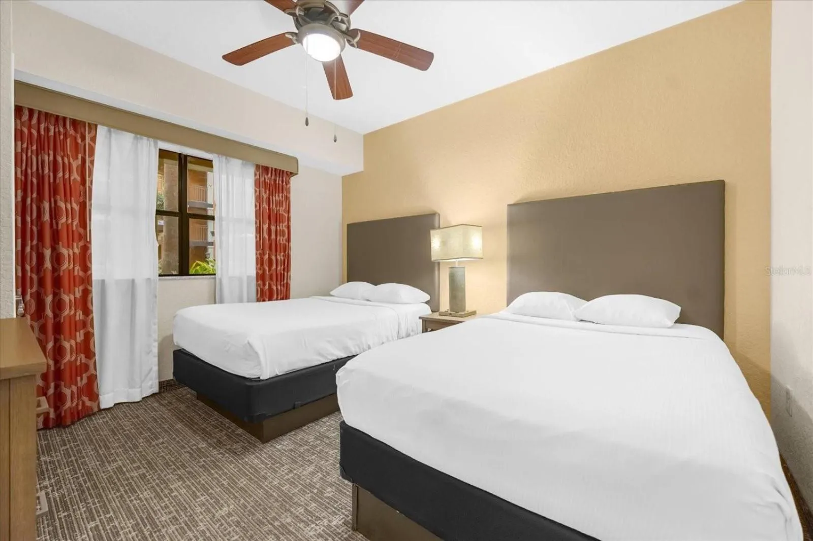 Bed in Cozy Orlando Resort Condo 4Mi from Disney