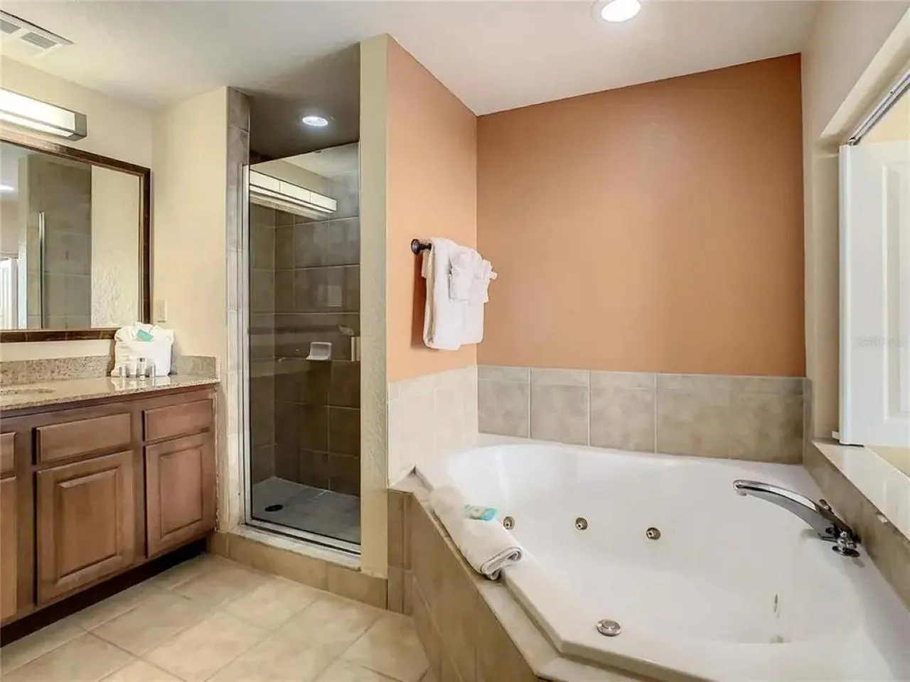 Bathroom in Cozy Orlando Resort Condo 4Mi from Disney