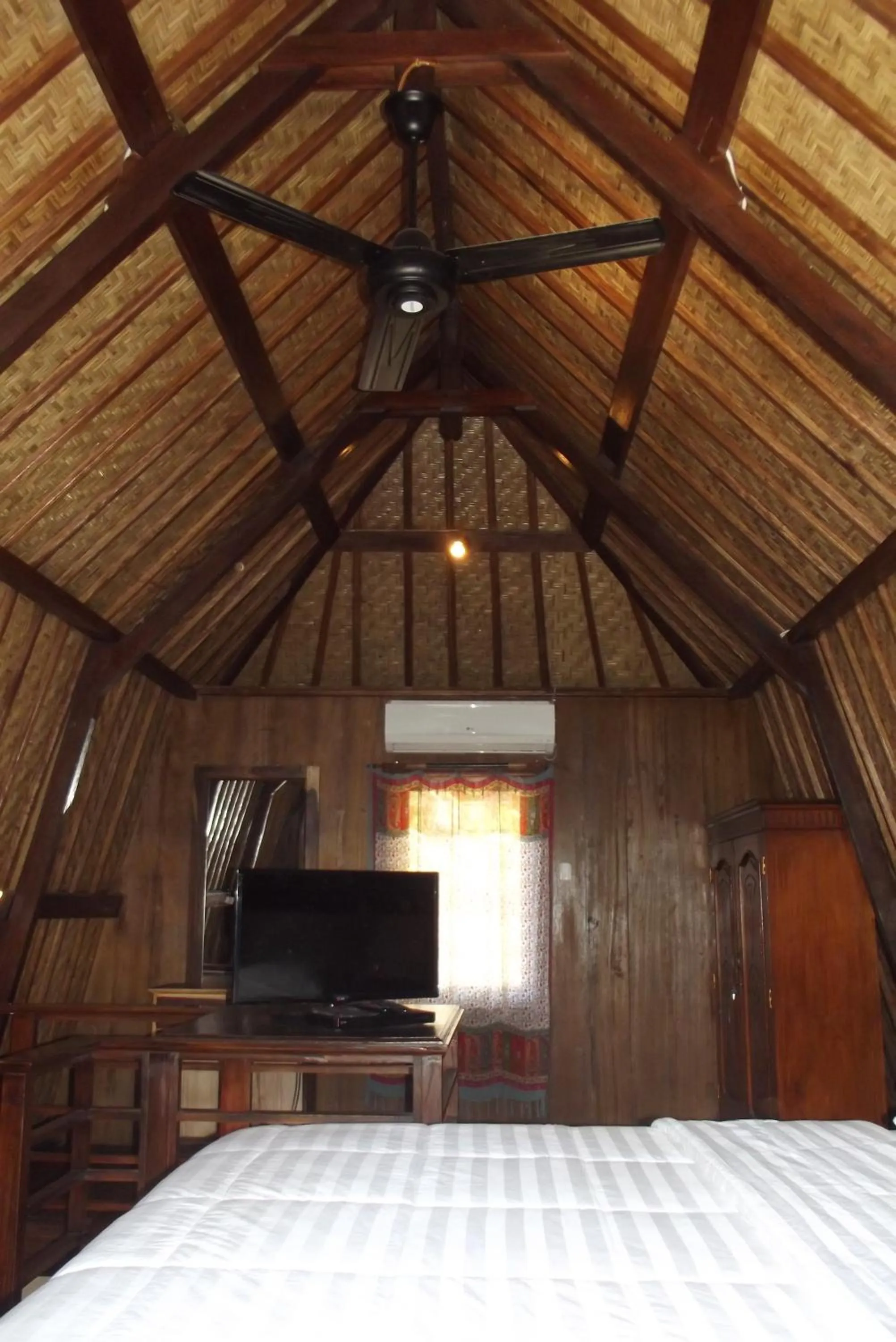 Day, Bed in Gili Flush Harmony