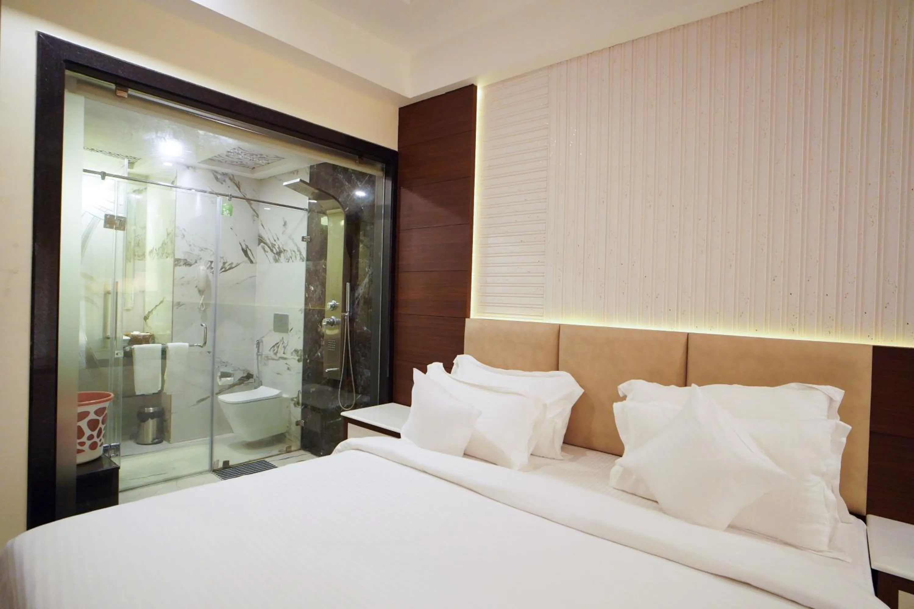 Bed in Shanti Seaview Resort & Spa