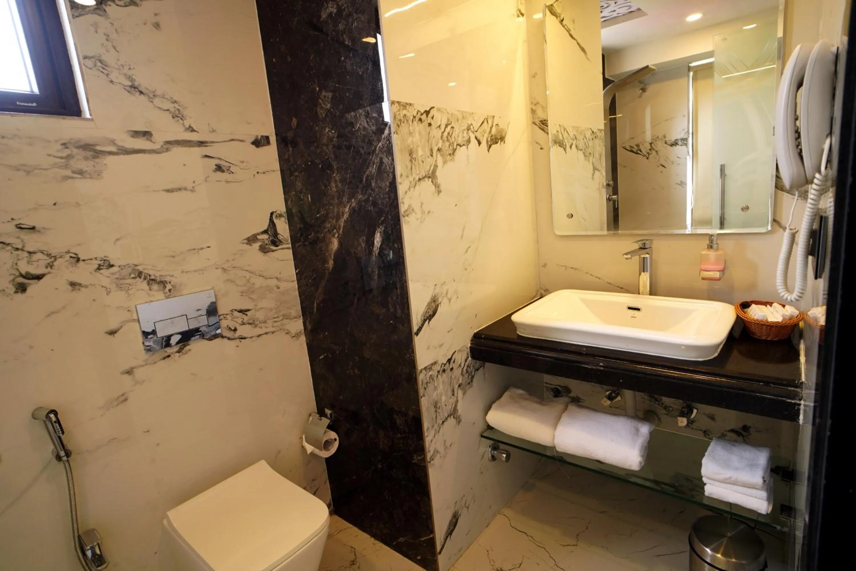 Shanti Seaview Resort & Spa