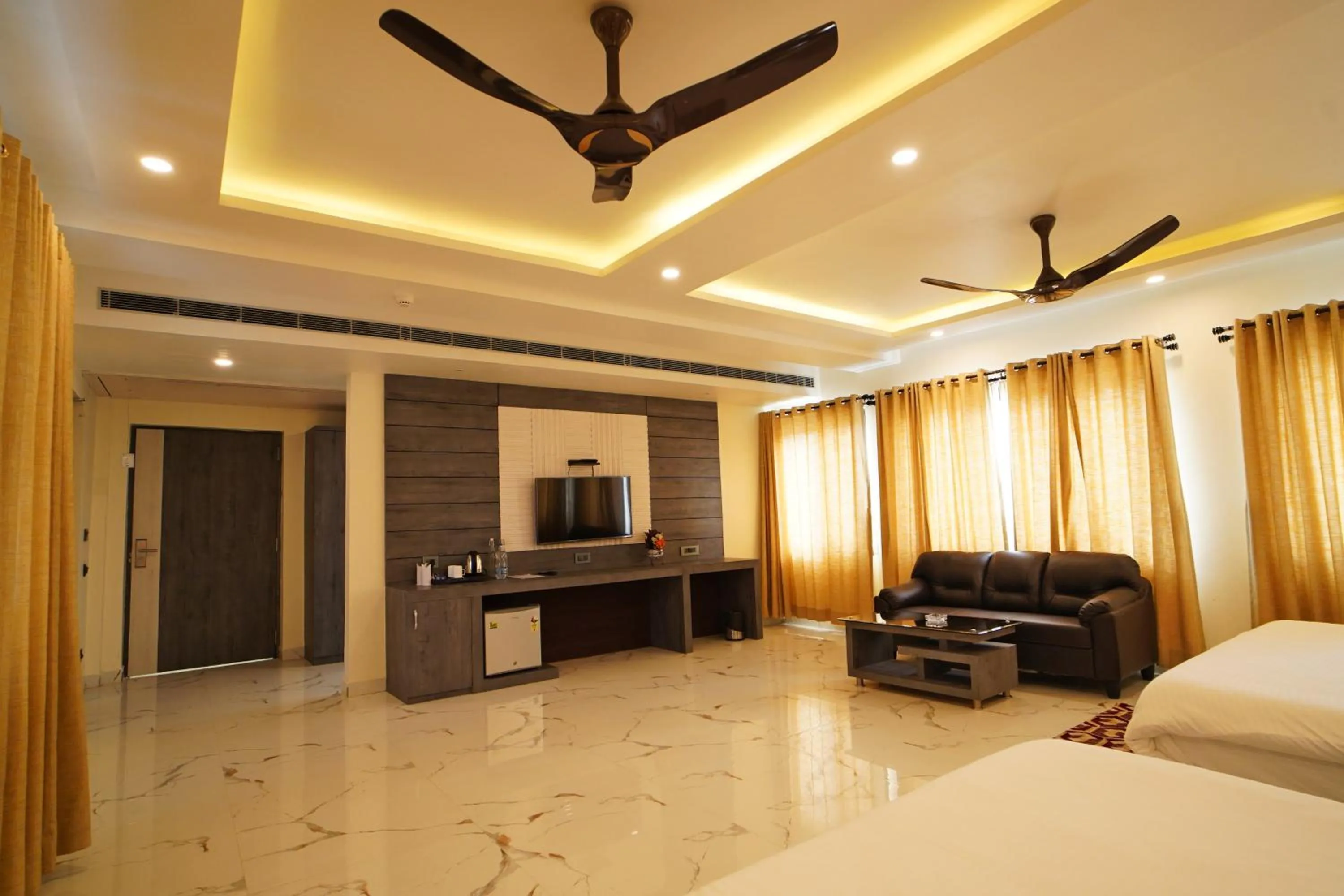 Bed in Shanti Seaview Resort & Spa