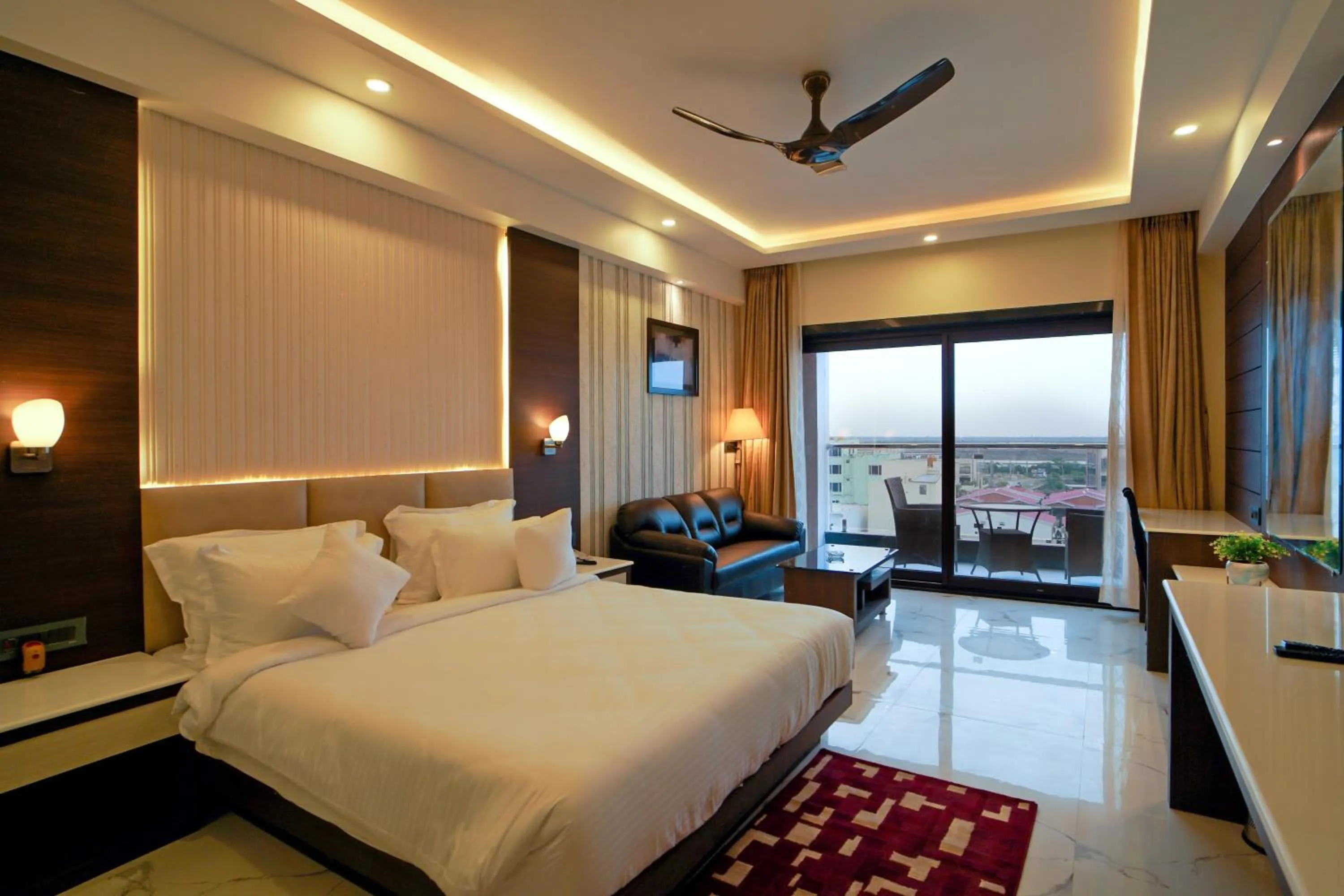 Bed in Shanti Seaview Resort & Spa