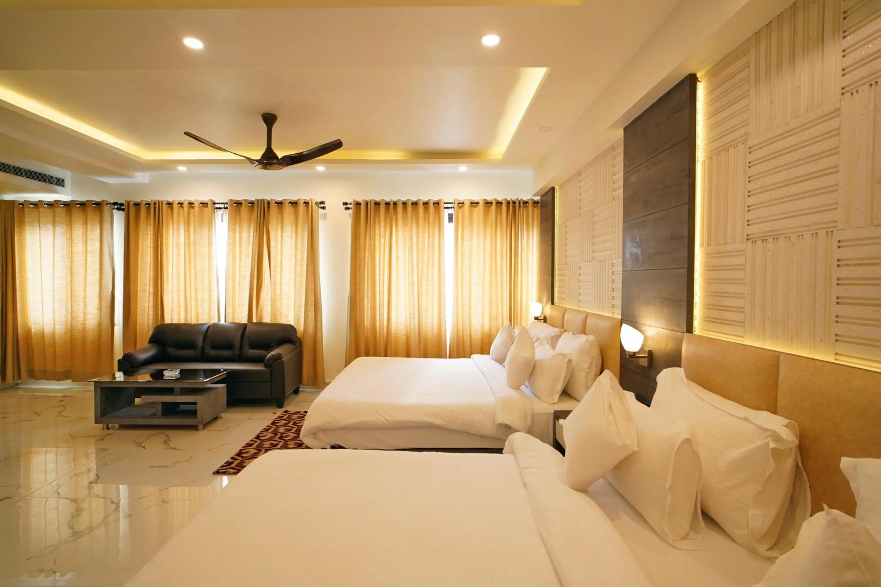 Bed in Shanti Seaview Resort & Spa