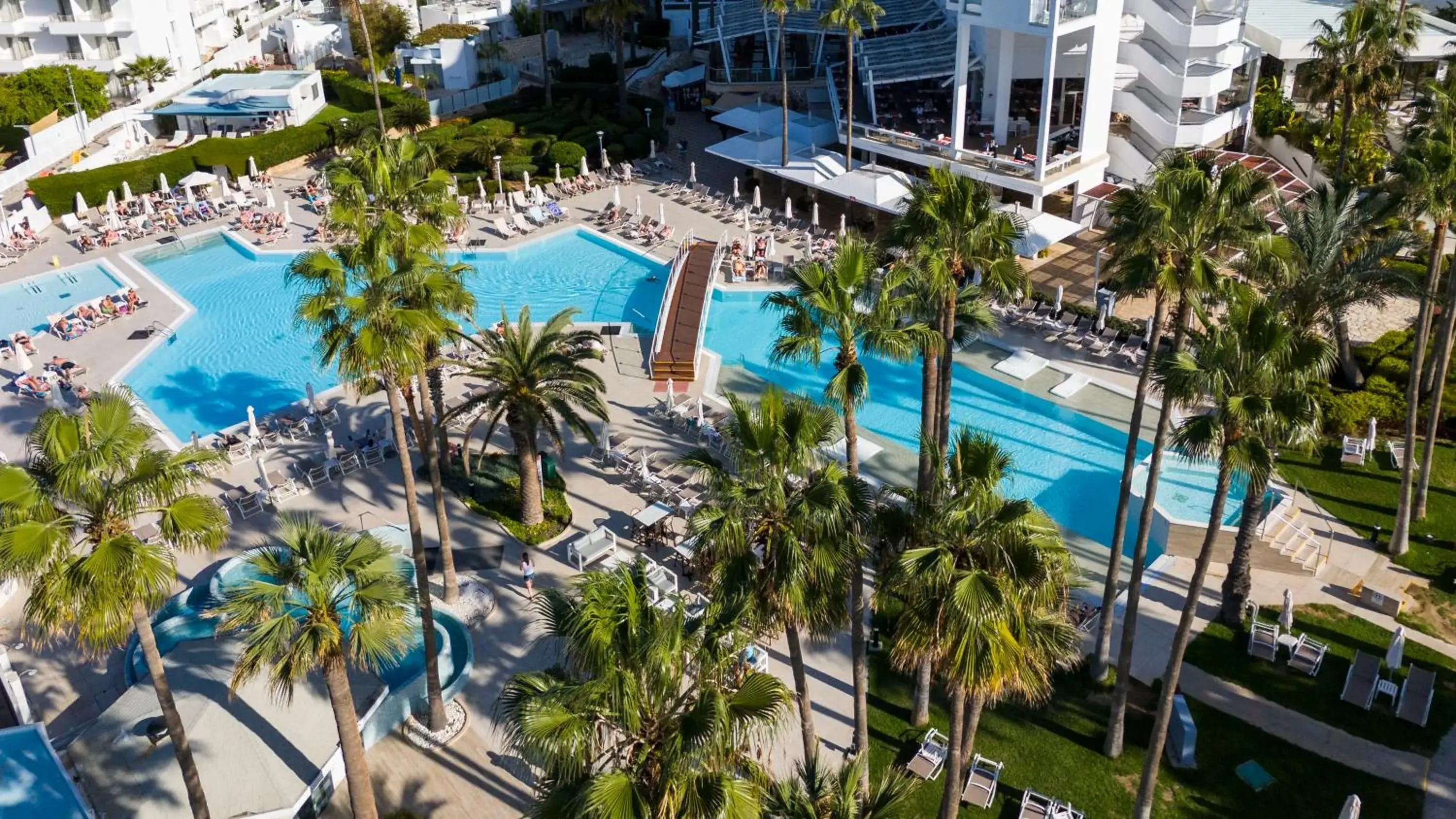 Property building in Leonardo Plaza Cypria Maris Beach Hotel & Spa Property building in Leonardo Plaza Cypria Maris Beach Hotel & Spa