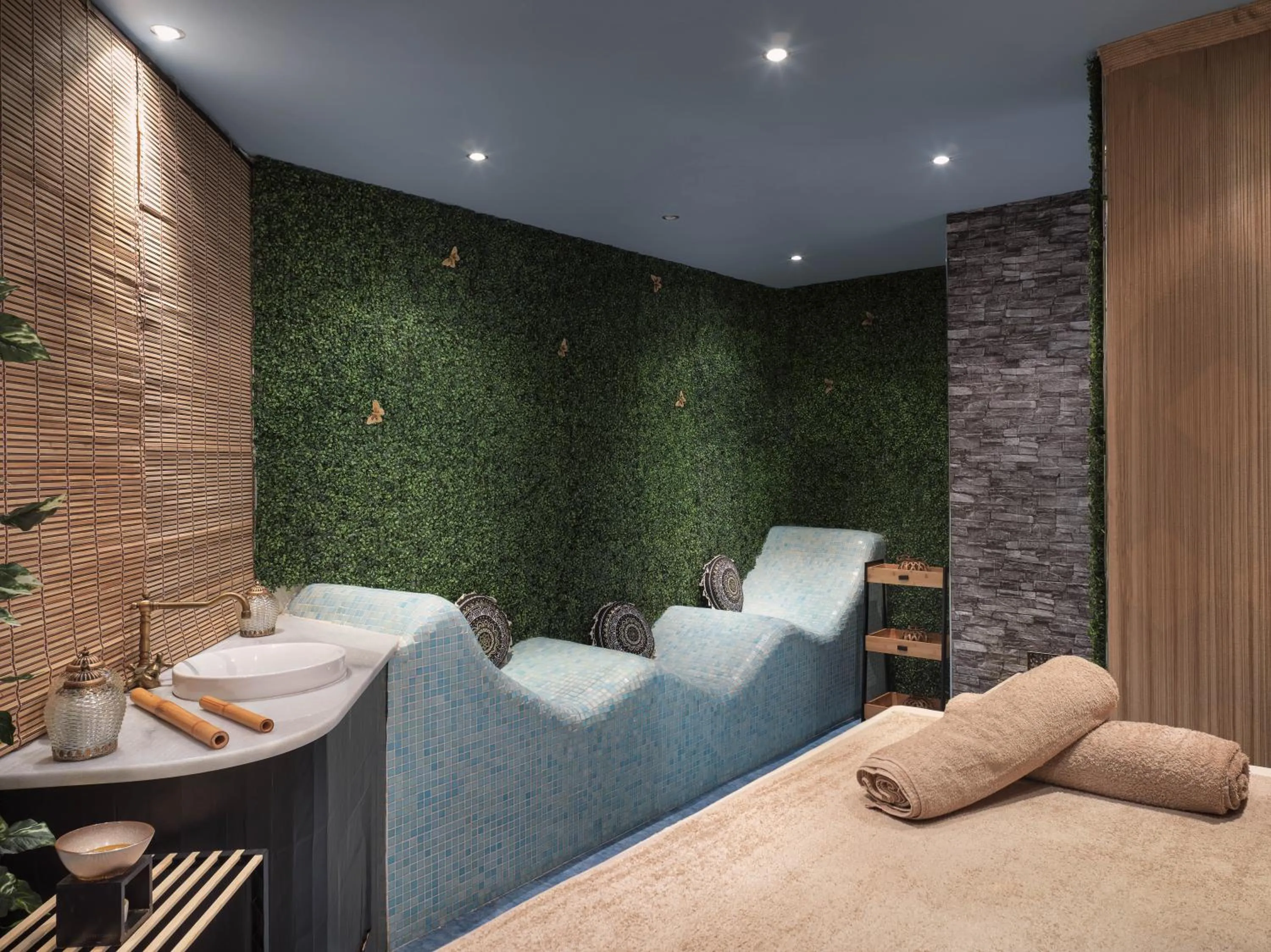 Massage, Bed in Leonardo Plaza Cypria Maris Beach Hotel & Spa