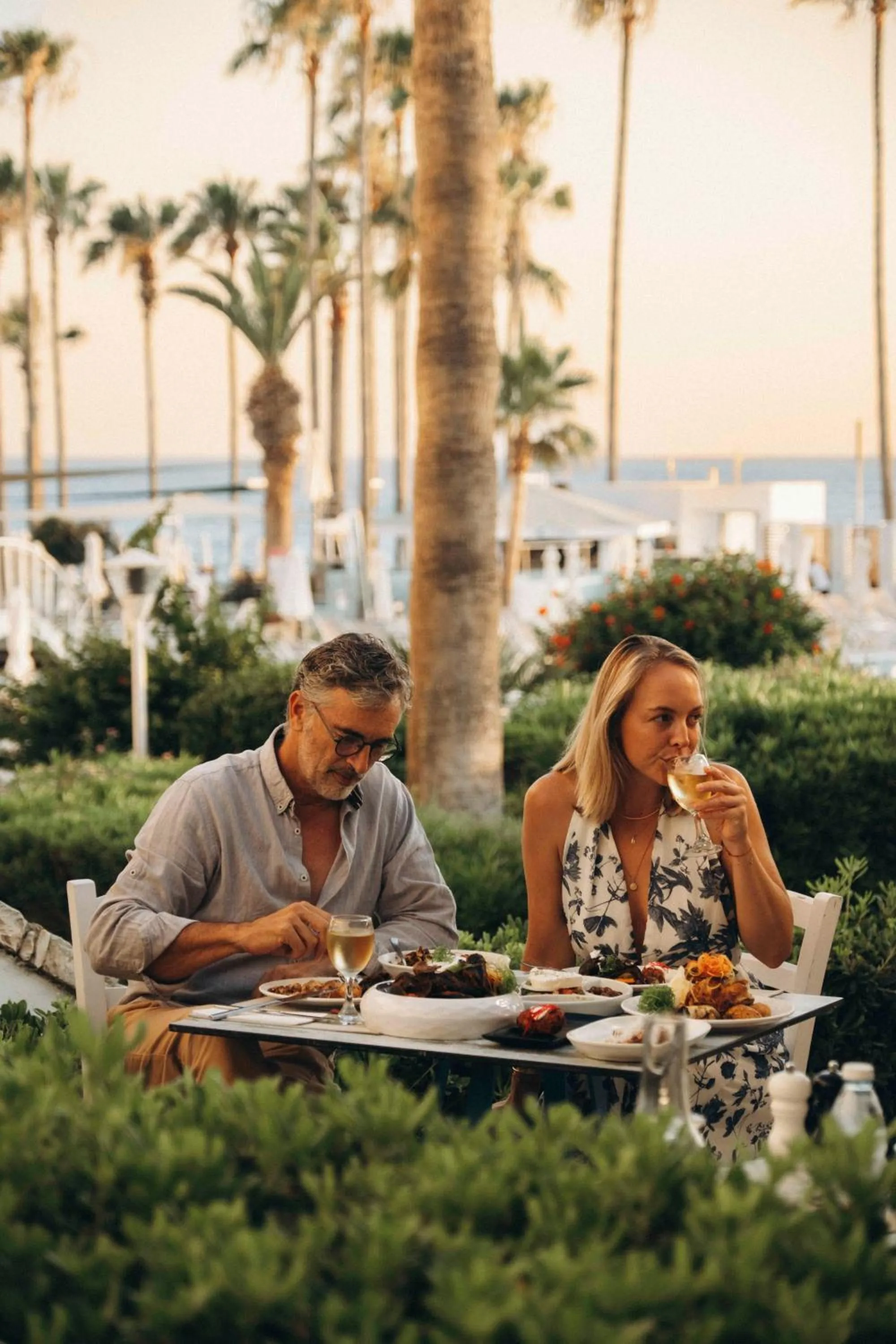 Restaurant/places to eat in Leonardo Plaza Cypria Maris Beach Hotel & Spa