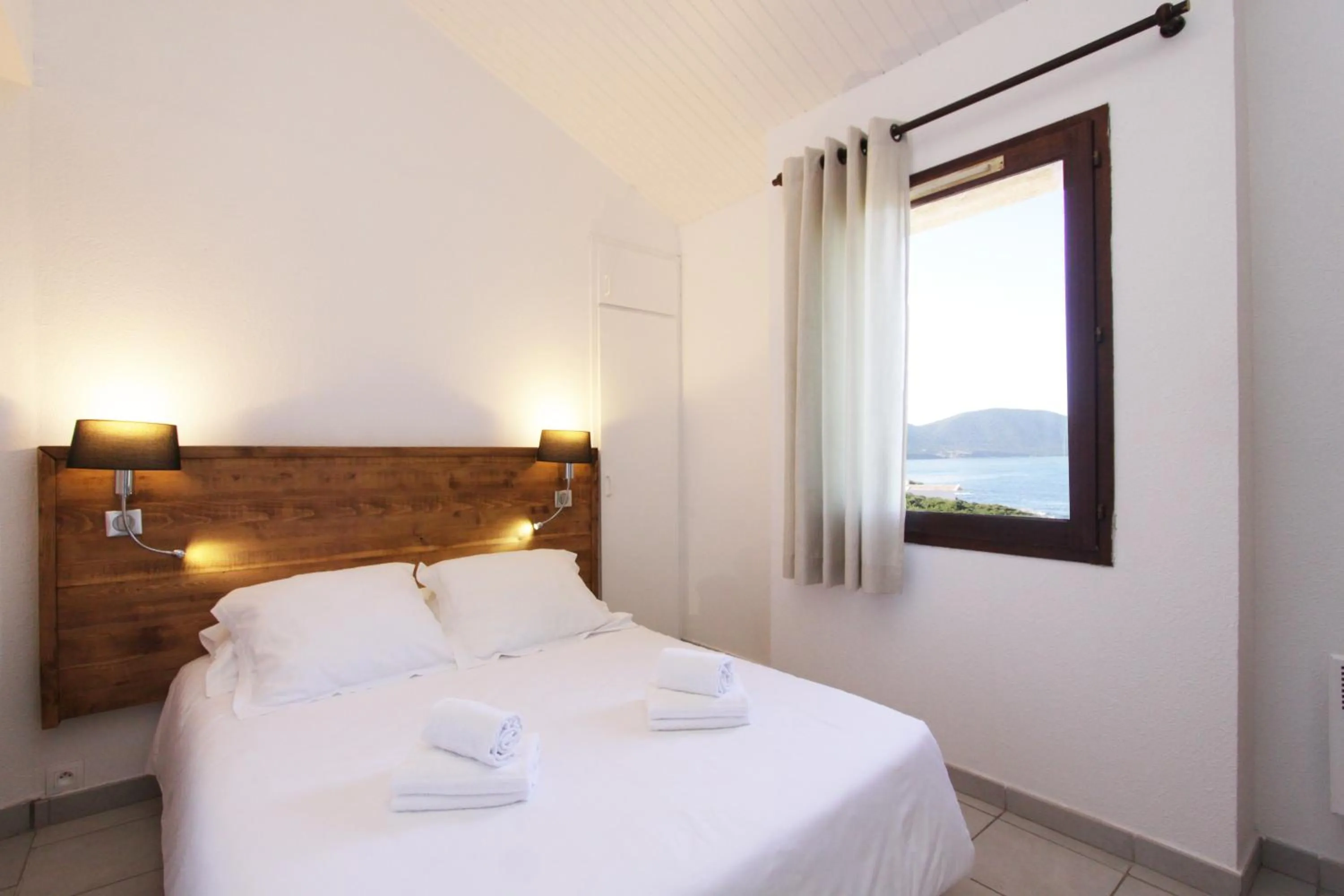 Bed in Village de vacances Paese di Lava, Grand Ajaccio