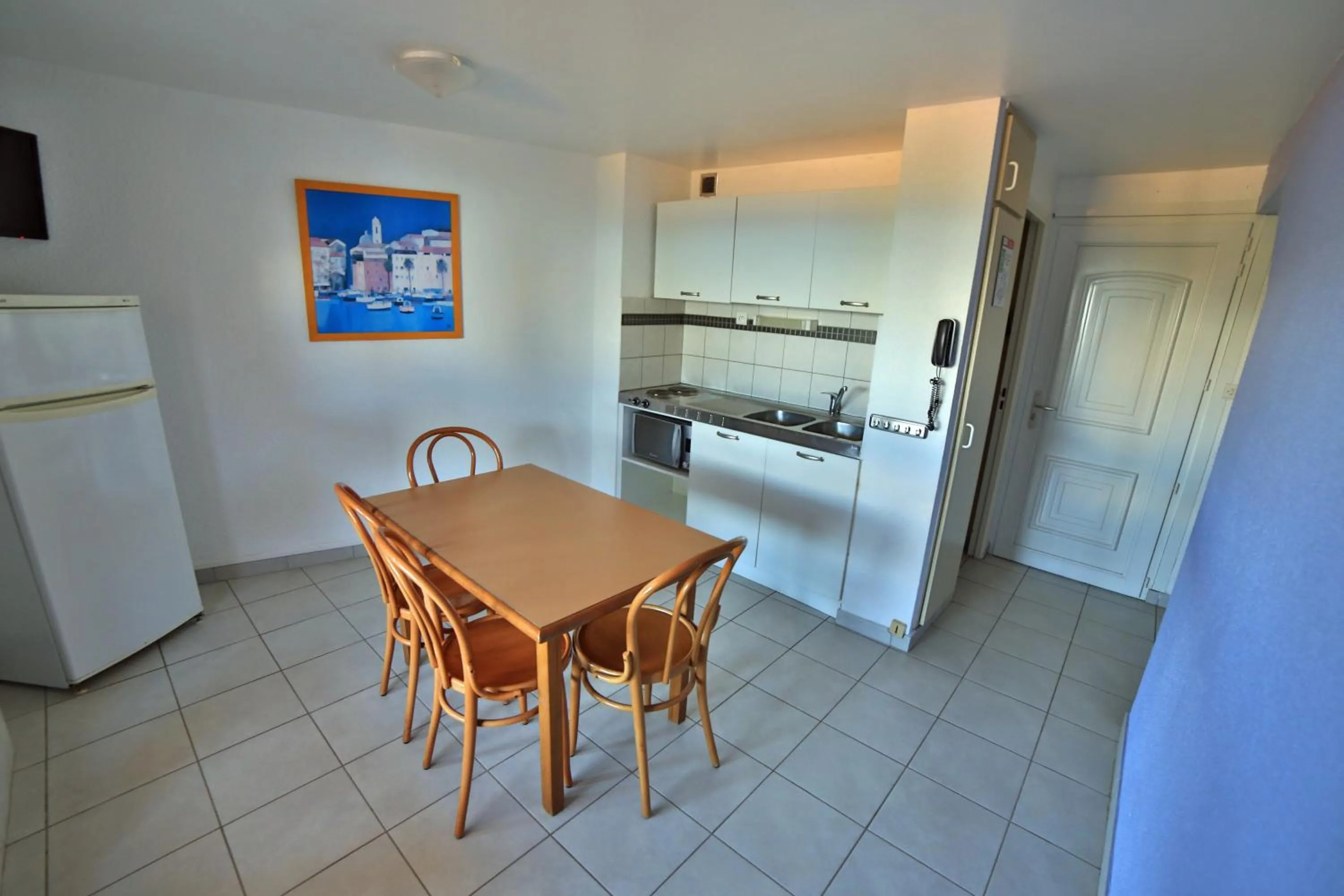 Dining area in Village de vacances Paese di Lava, Grand Ajaccio