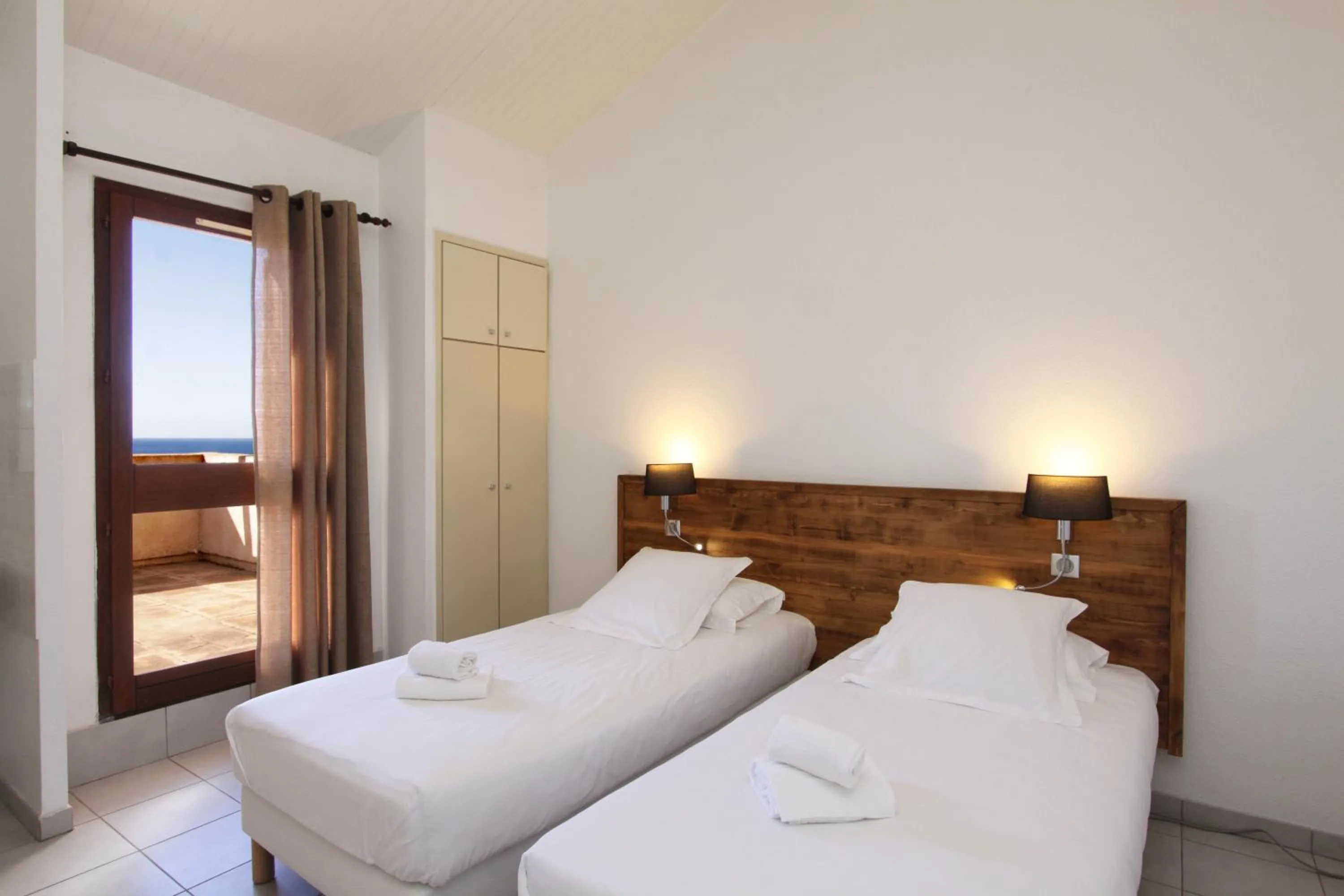 Bed in Village de vacances Paese di Lava, Grand Ajaccio
