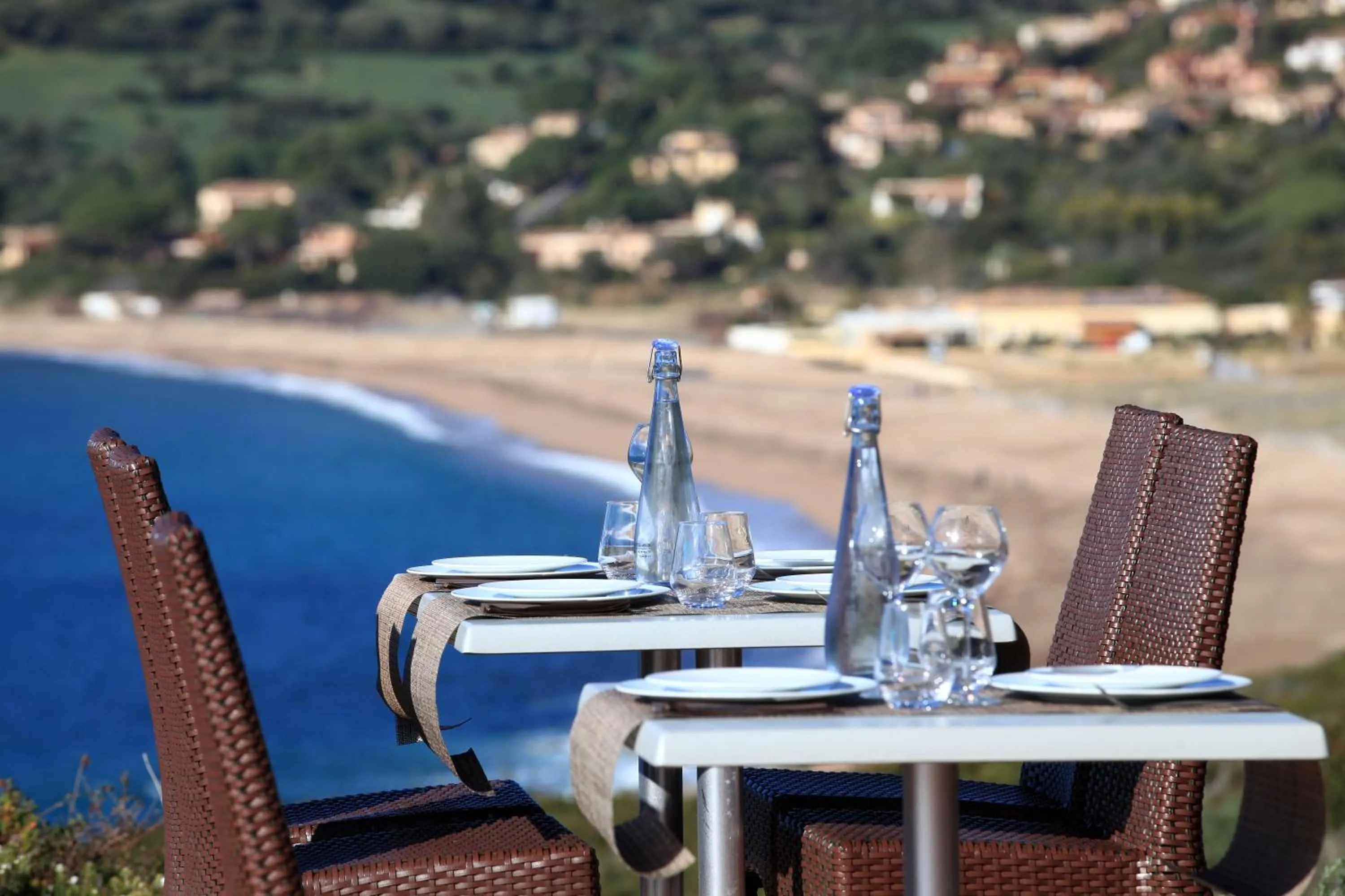 Restaurant/places to eat in Village de vacances Paese di Lava, Grand Ajaccio