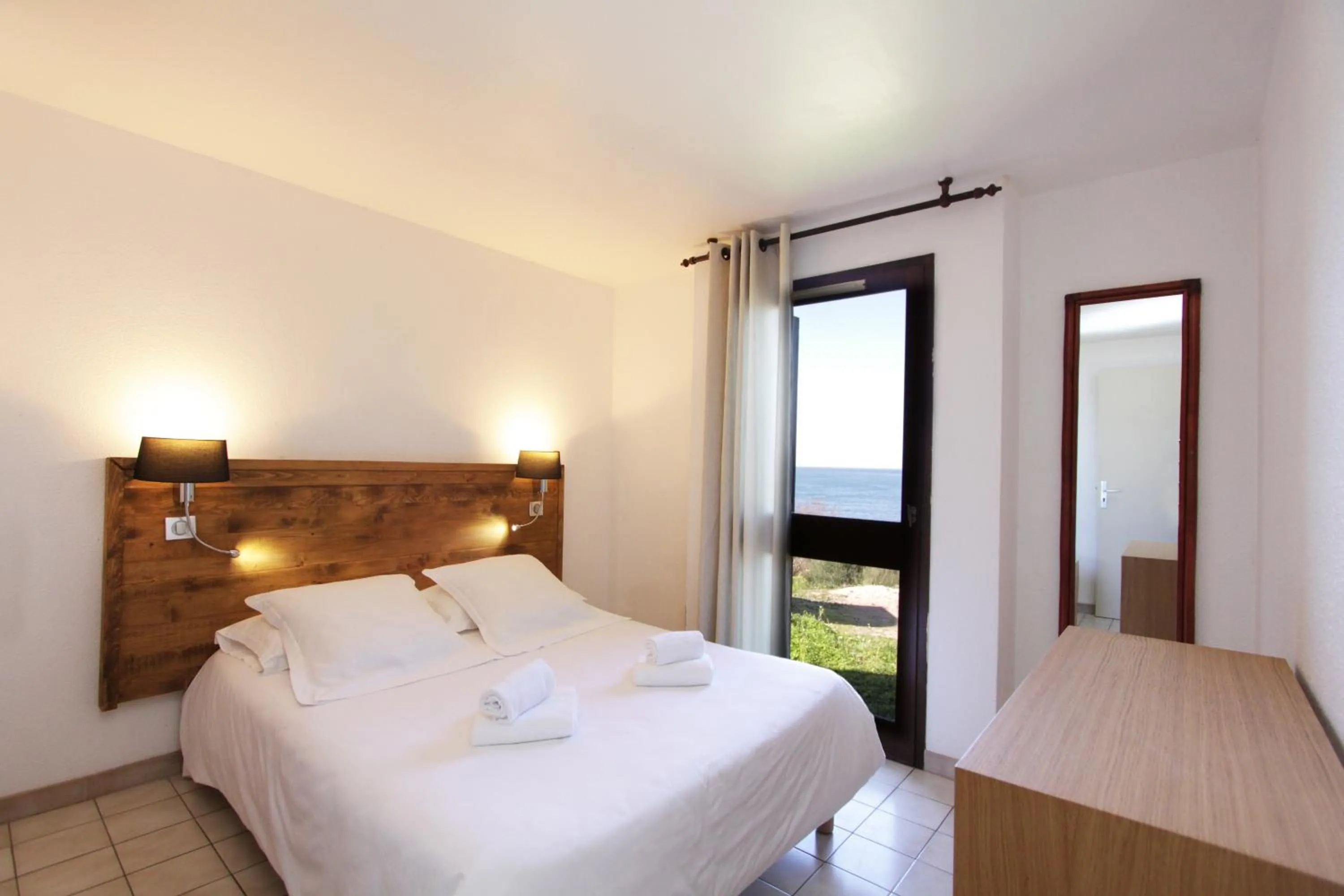 Bed in Village de vacances Paese di Lava, Grand Ajaccio