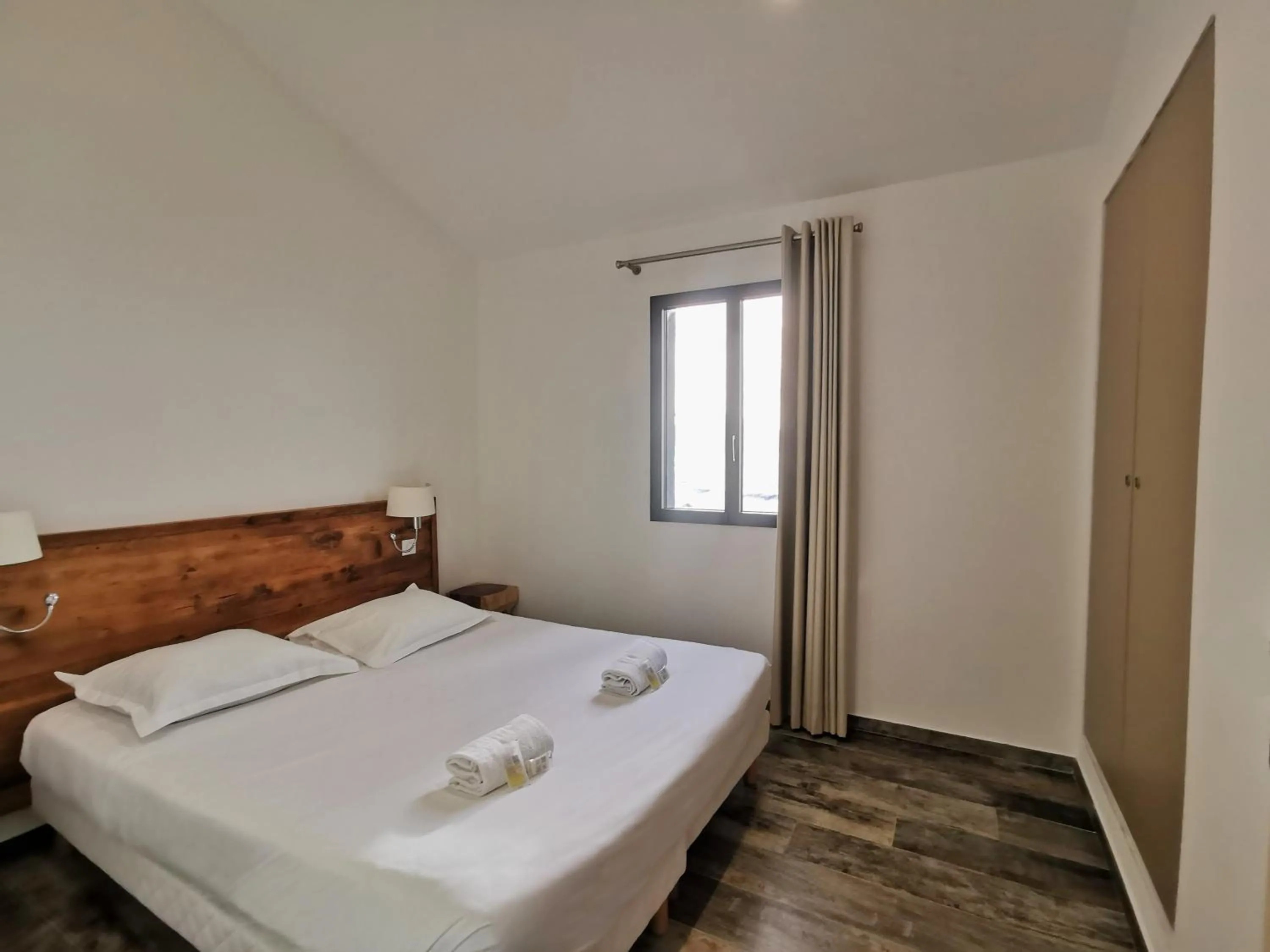 Bed in Village de vacances Paese di Lava, Grand Ajaccio