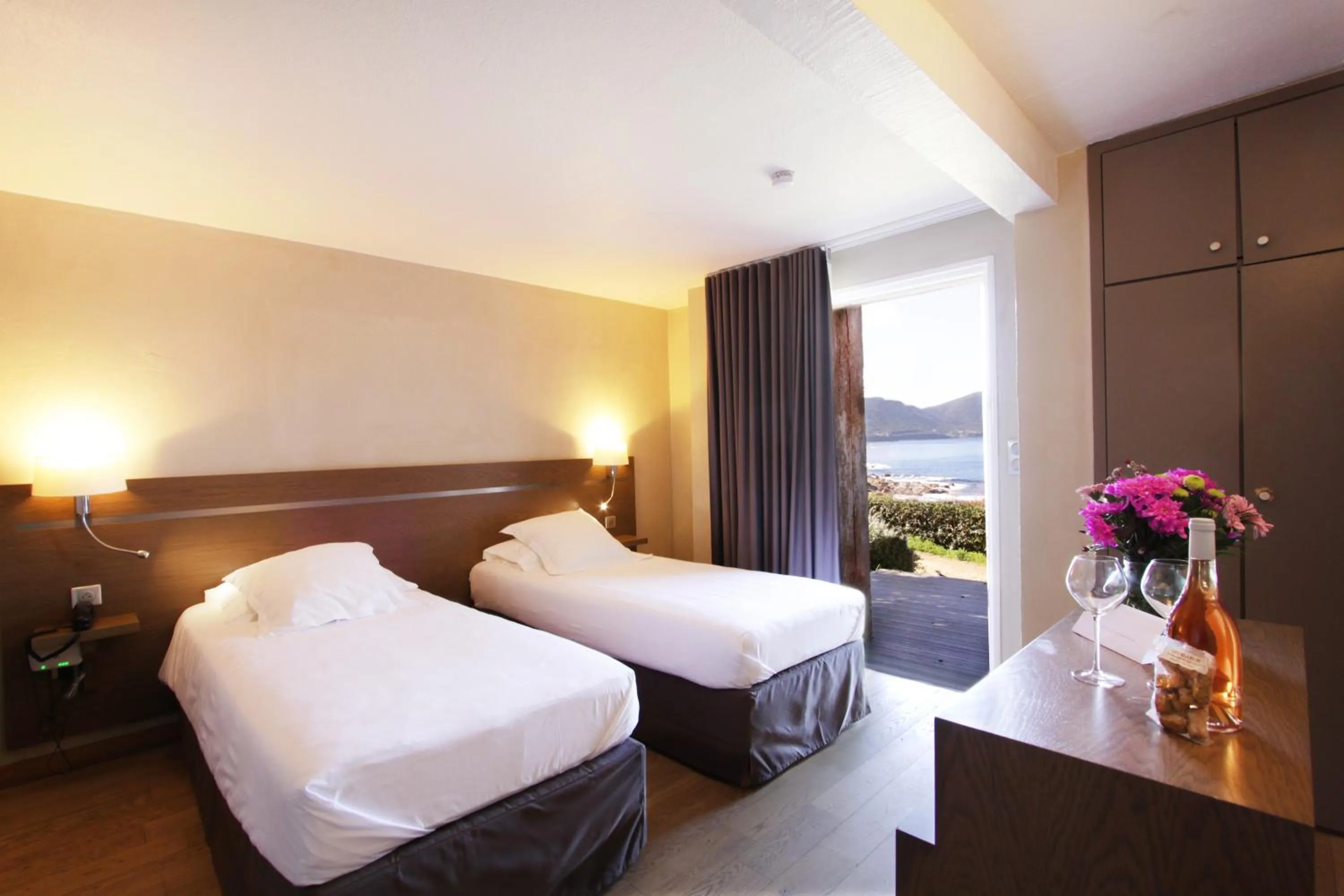 Photo of the whole room, Bed in Village de vacances Paese di Lava, Grand Ajaccio