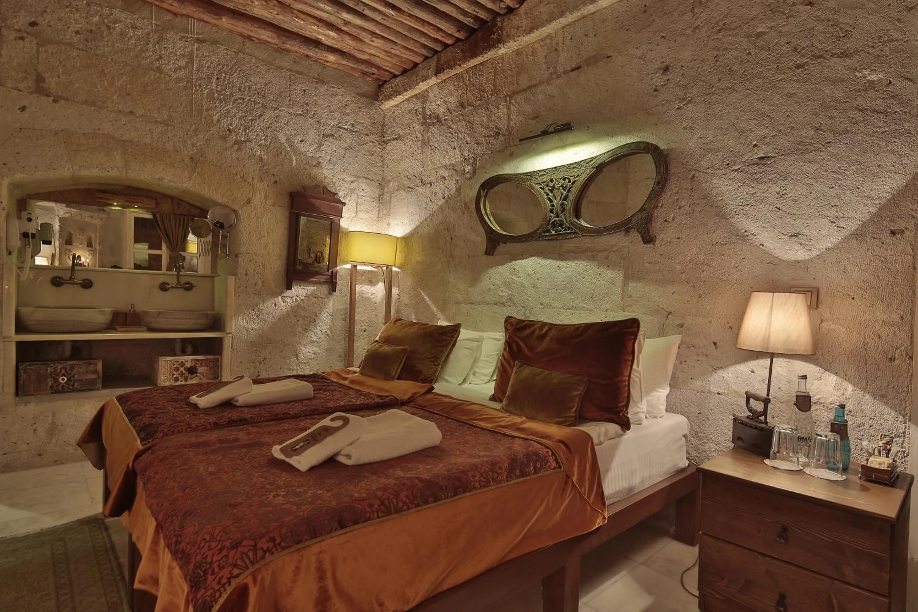 Bedroom, Bed in Rox Cappadocia