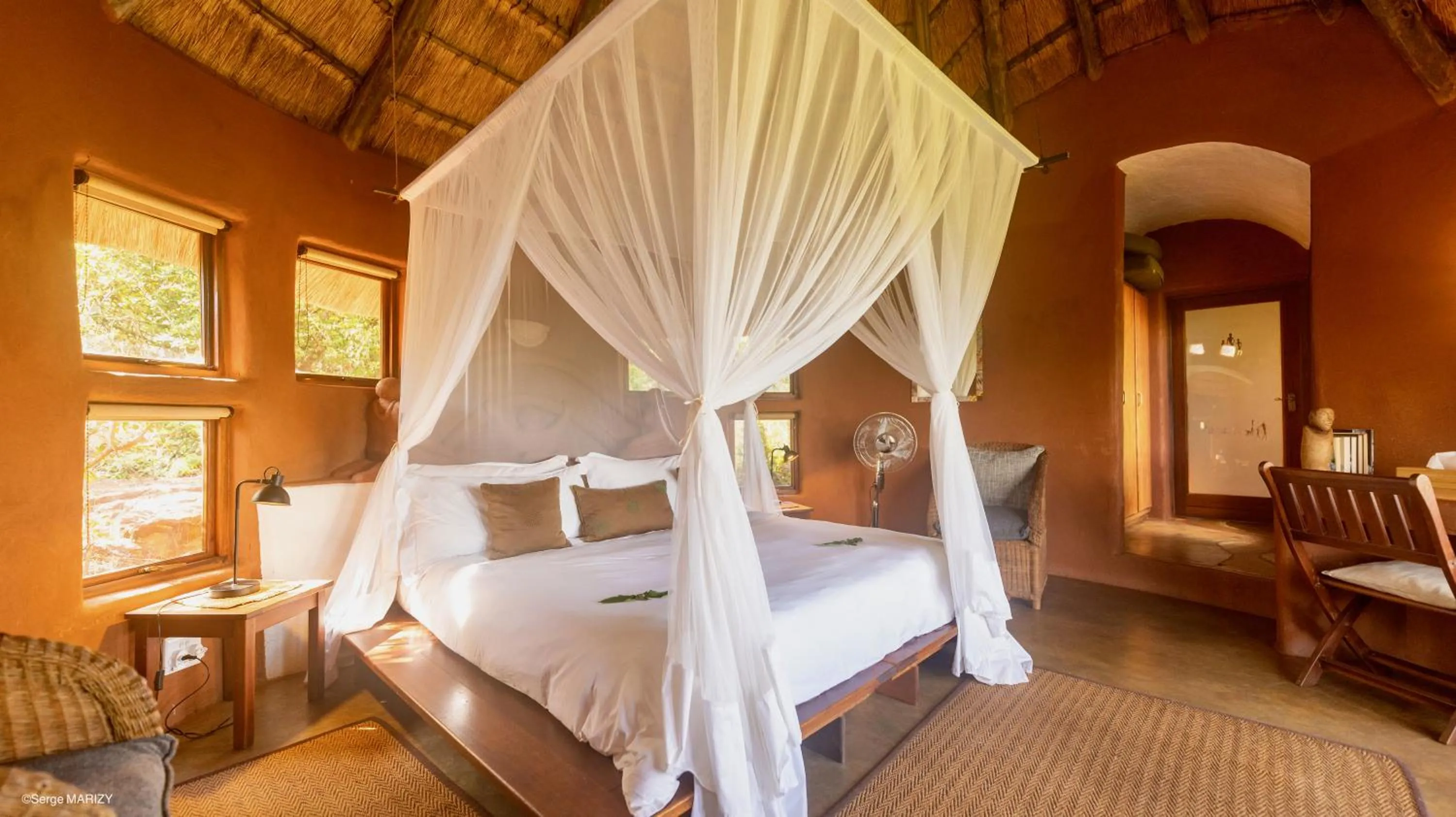 Property building, Bed in Leshiba Wilderness
