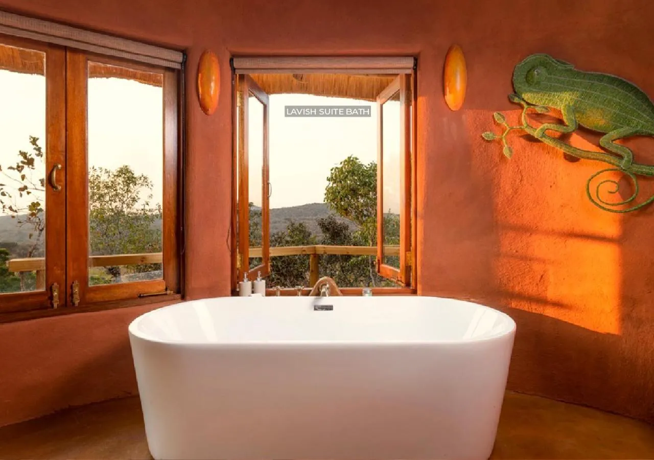 Bathroom in Leshiba Wilderness